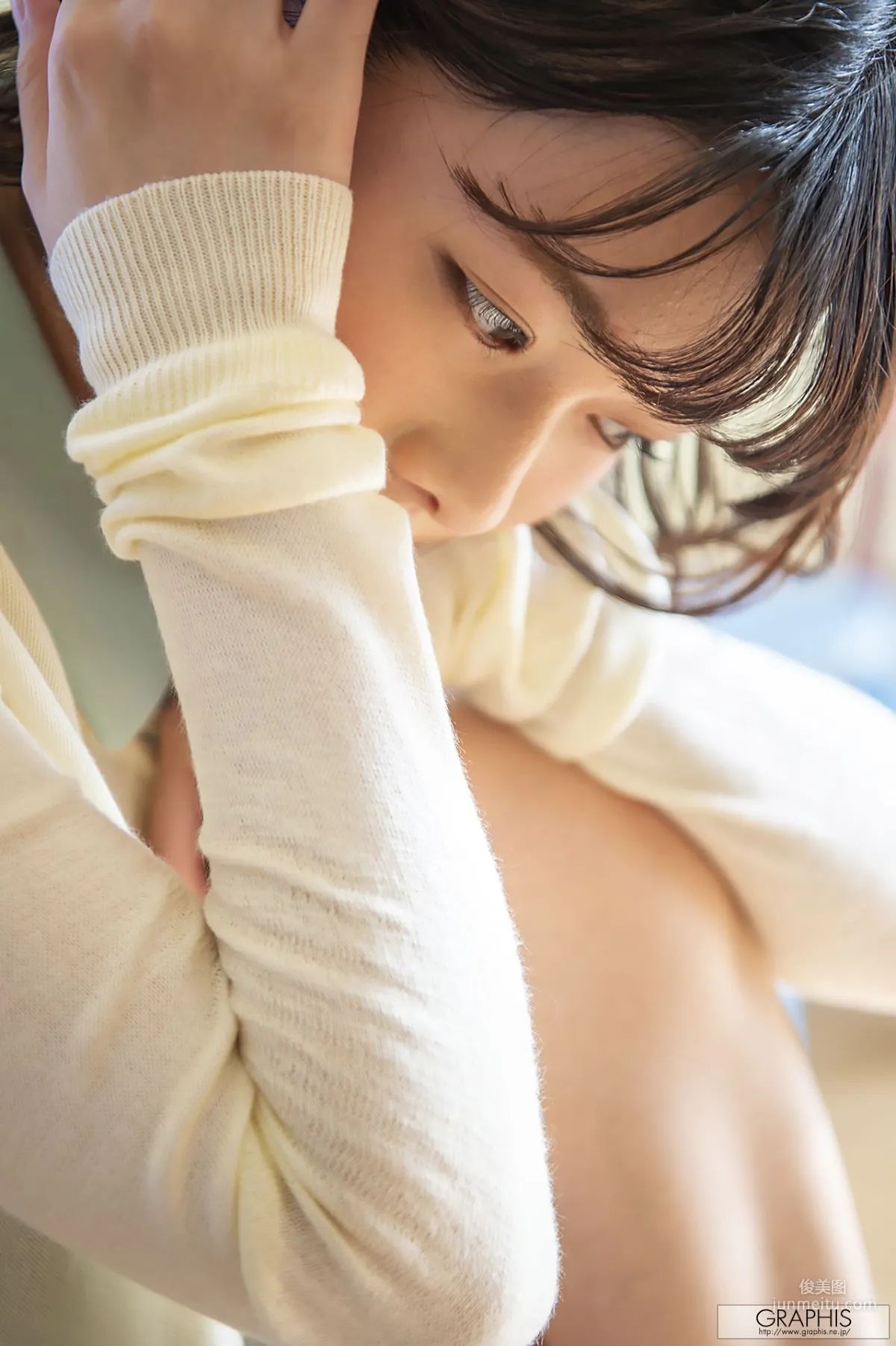 Hinata Koizumi 小泉ひなた(小泉日向) [Graphis] First Gravure 寫真集 4