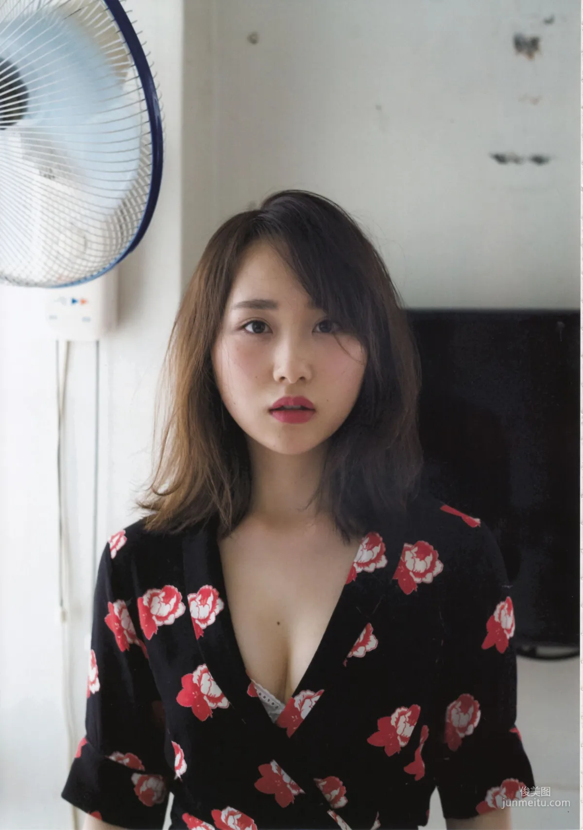 高橋朱裡 《曖昧な自分》 寫真集 29