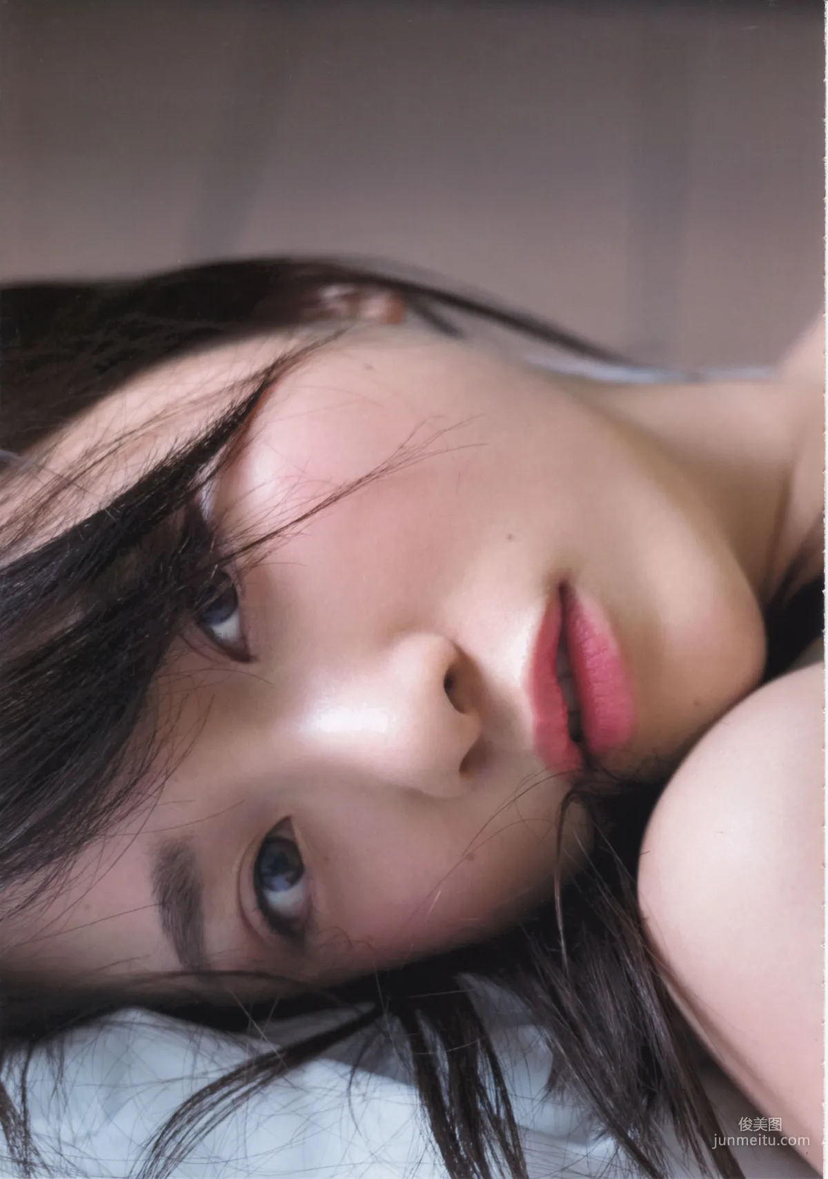 高橋朱裡 《曖昧な自分》 寫真集 81