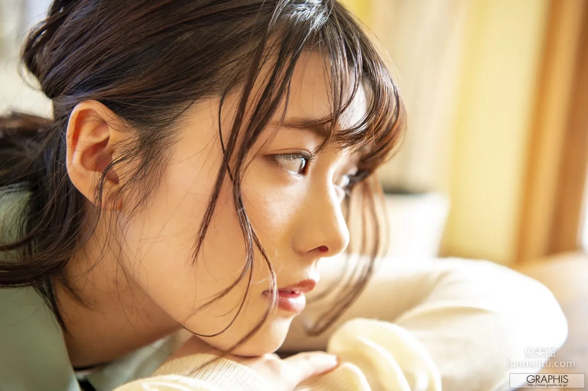 Hinata Koizumi 小泉ひなた(小泉日向) [Graphis] First Gravure 寫真集 5