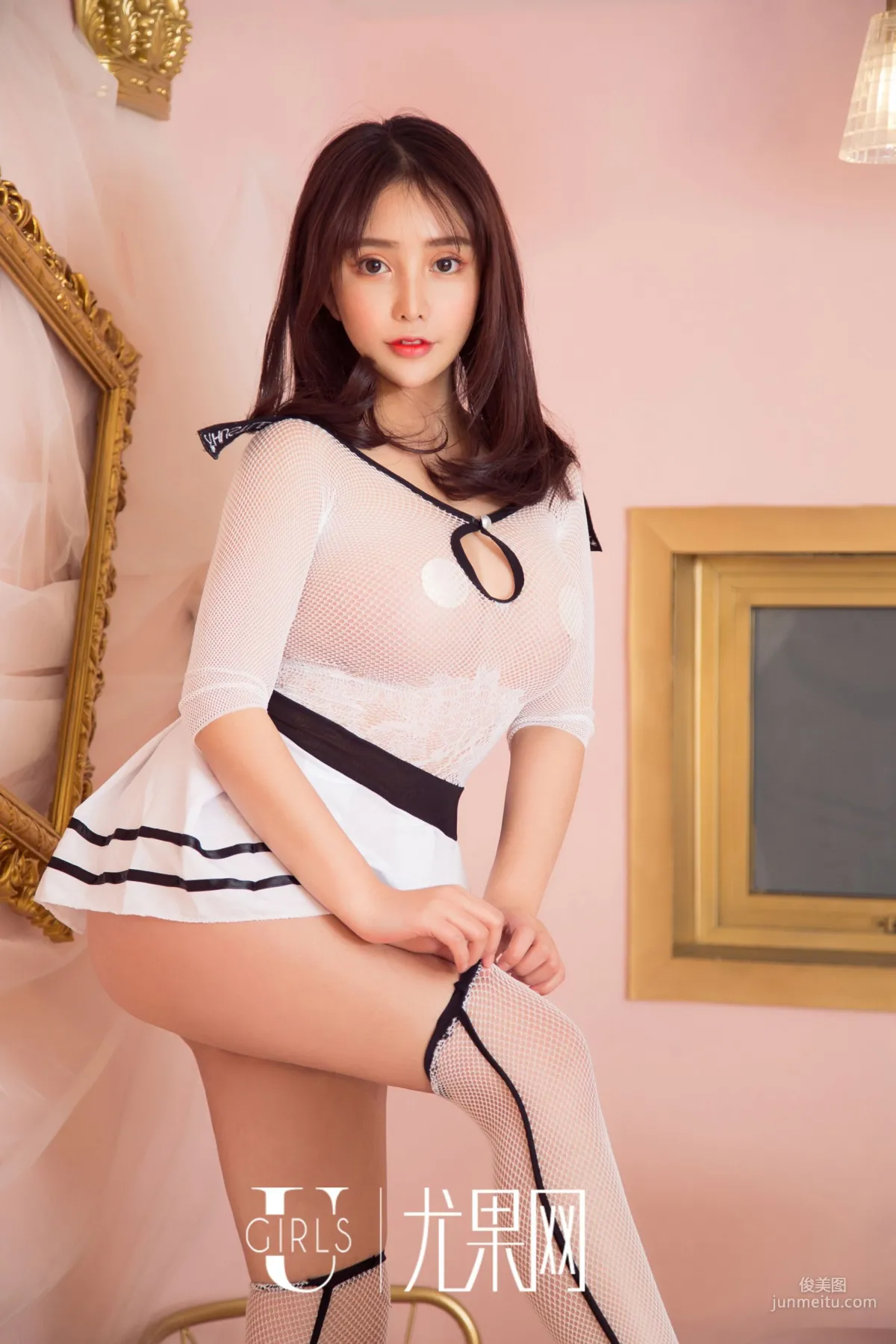 小喜《藏不住的喜歡你》 [尤果Ugirls] U419 寫真集 42