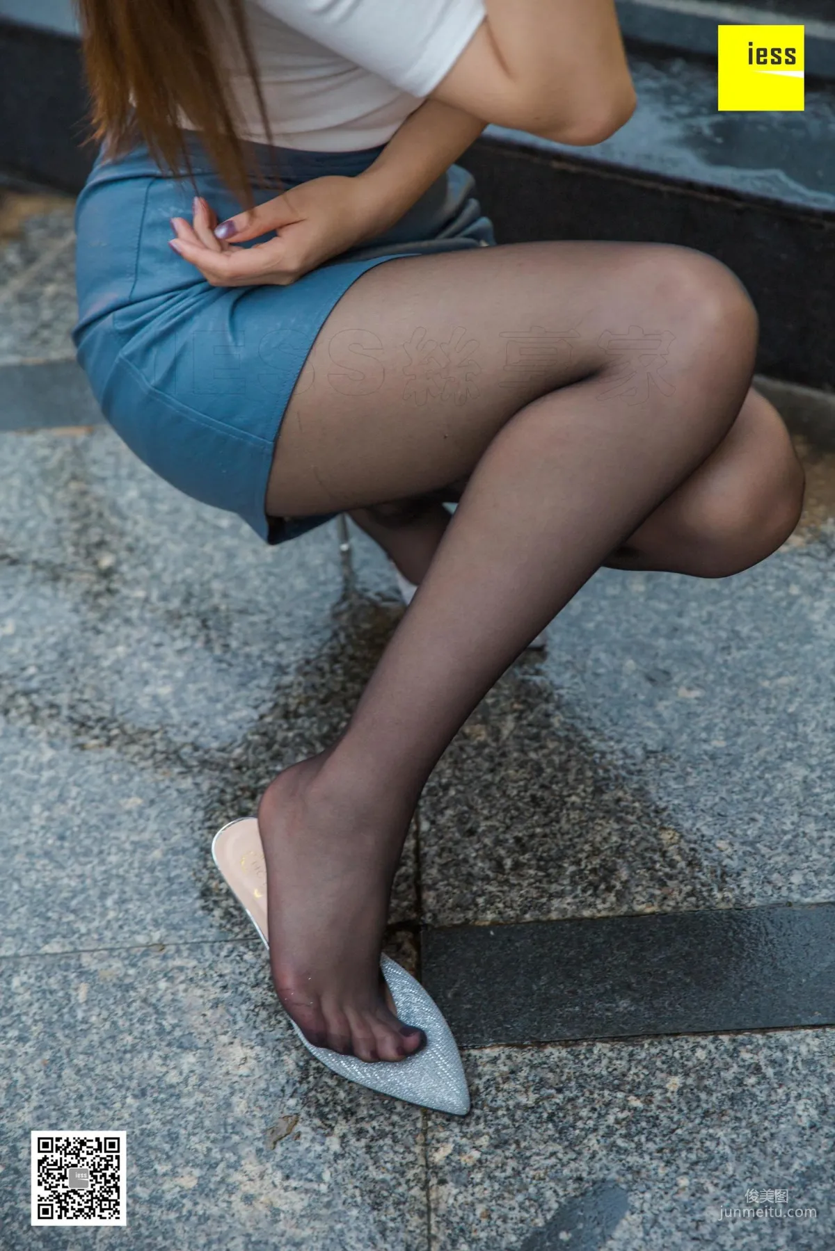 腿模九妹《夜色中的九妹》 [異思趣向IESS] 街拍美腿寫真集 37