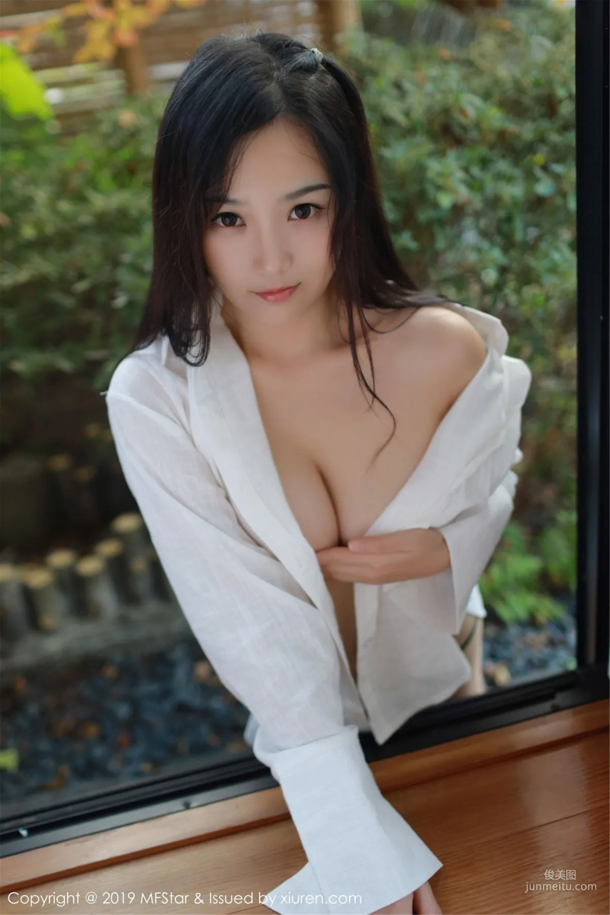 徐微微mia《钟爱的白衬衫》 [模范学院MFStar] Vol.187 写真集38