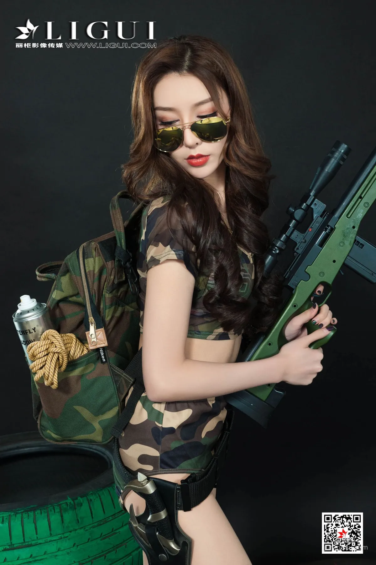 兔子《迷彩女兵COS》 [麗櫃Ligui] 美腿絲足 寫真集 31