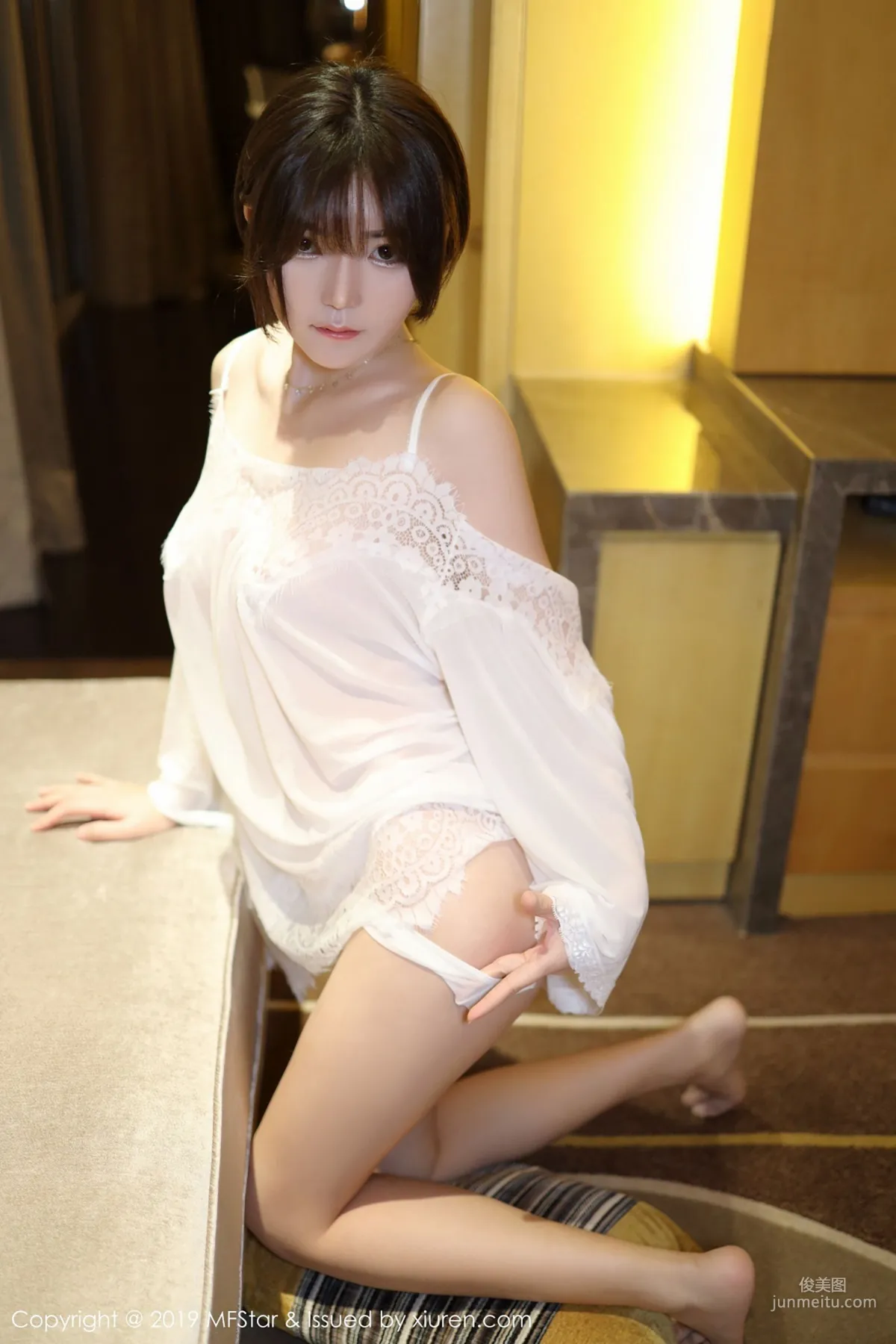 blueblue77/冷不丁《渾然天成的柔婉細膩美女》 [模範學院MFStar] Vol.183 寫真集 5