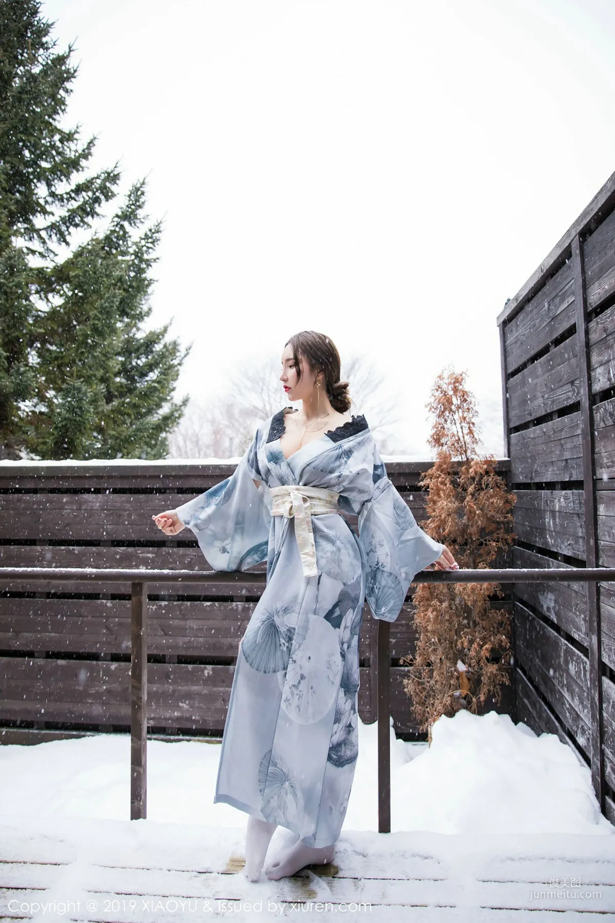 周于希Sandy《雪中有佳人》 [語畫界XIAOYU] Vol.007 寫真集 30
