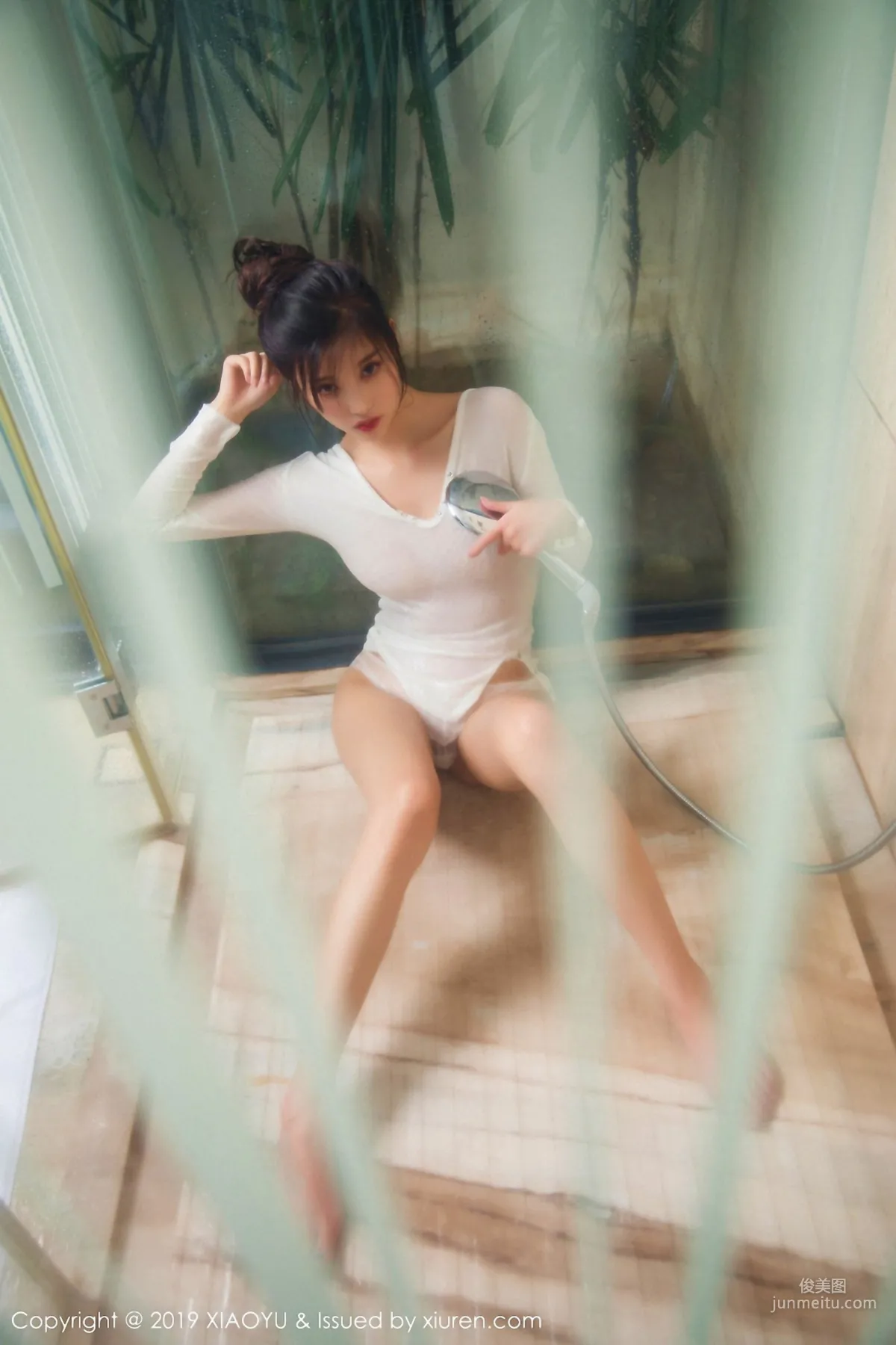 楊晨晨sugar《玉女浴出新妝洗》 [語畫界XIAOYU] Vol.025 寫真集 61