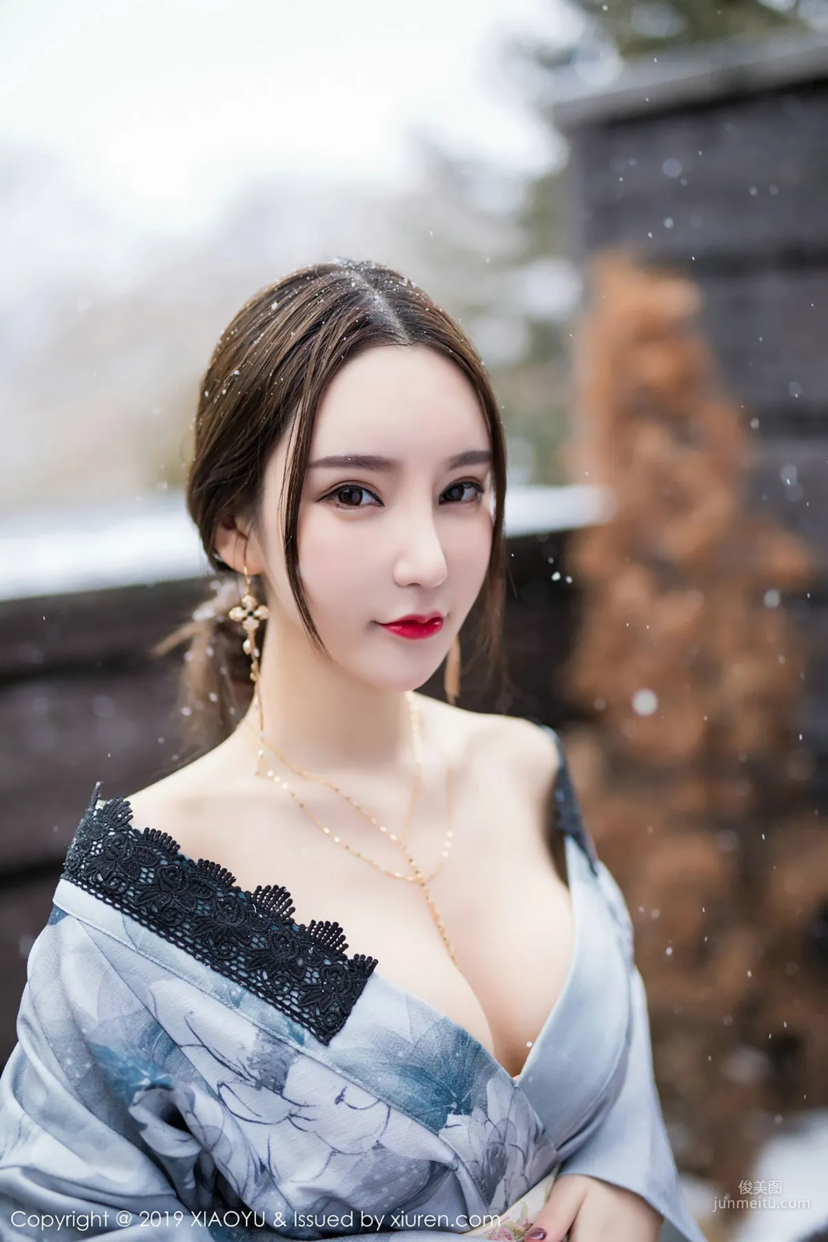 周于希Sandy《雪中有佳人》 [語畫界XIAOYU] Vol.007 寫真集 42