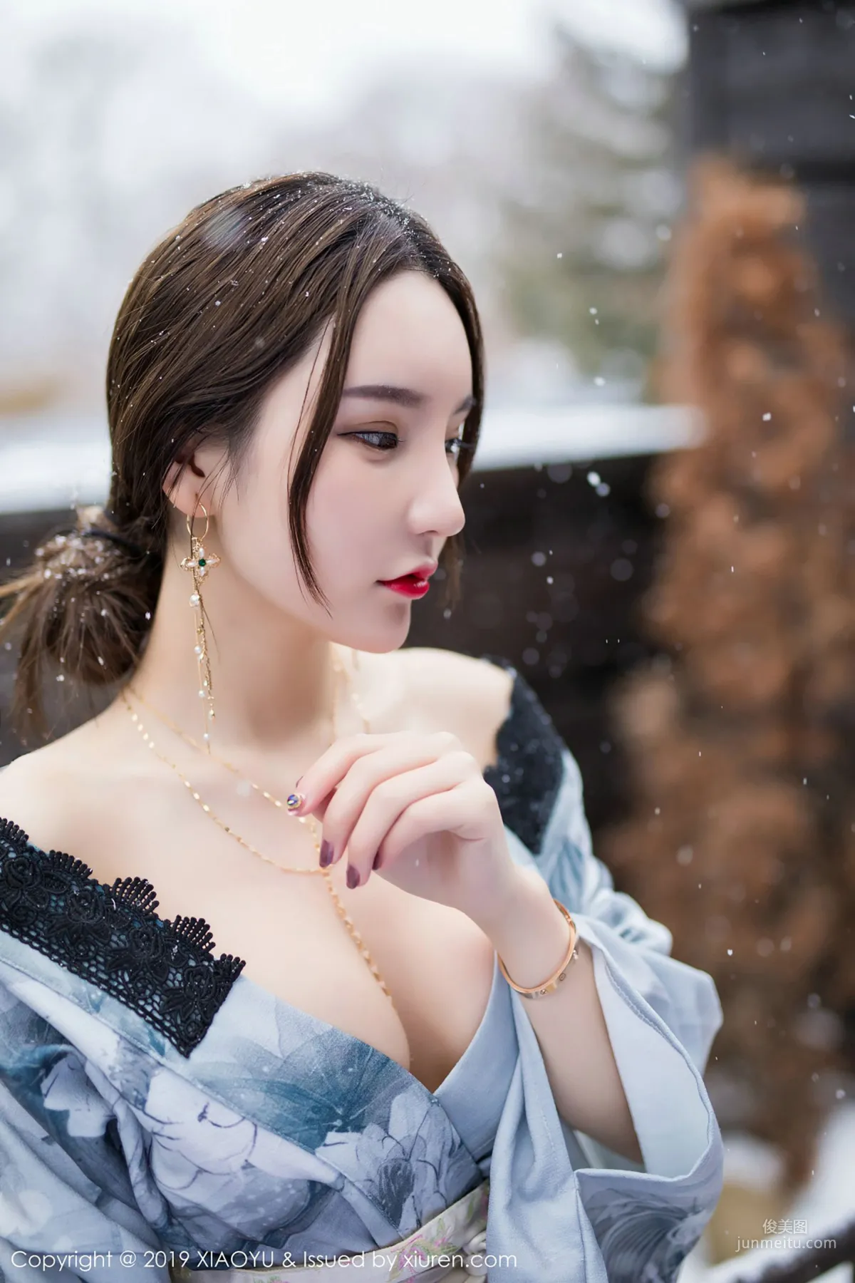 周于希Sandy《雪中有佳人》 [語畫界XIAOYU] Vol.007 寫真集 41