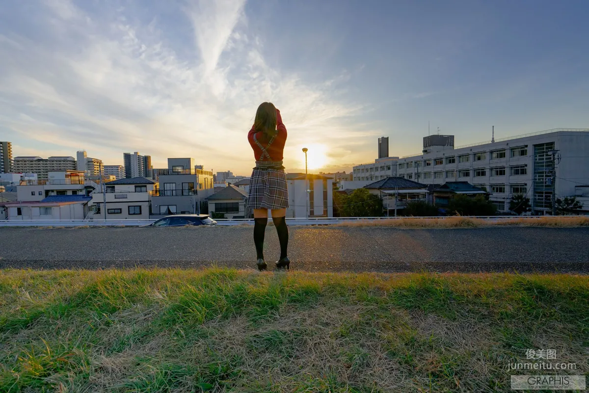 夕美しおん/夕美紫苑《Corpo minimo》 [Graphis] Gals 寫真集 56