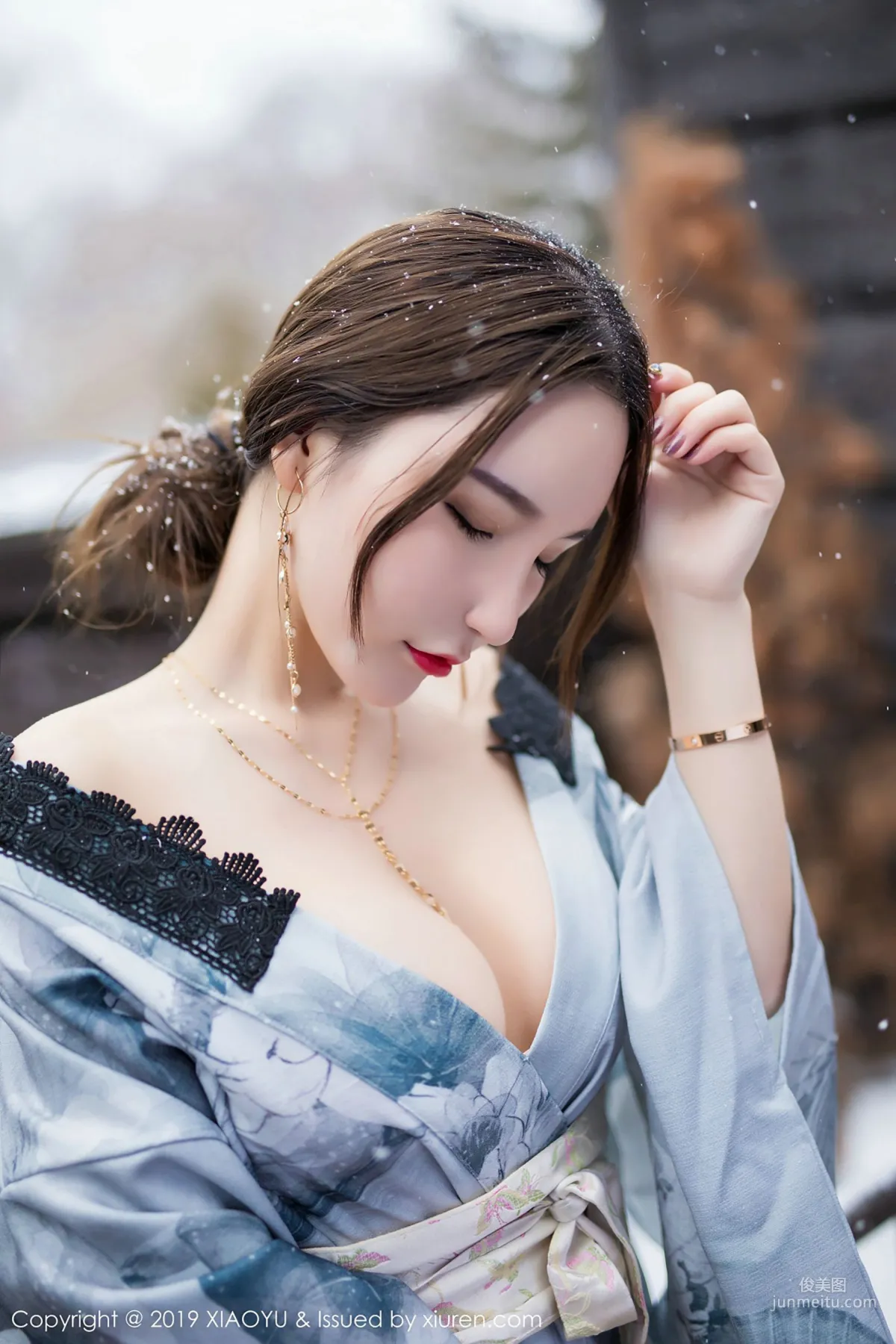 周于希Sandy《雪中有佳人》 [語畫界XIAOYU] Vol.007 寫真集 45