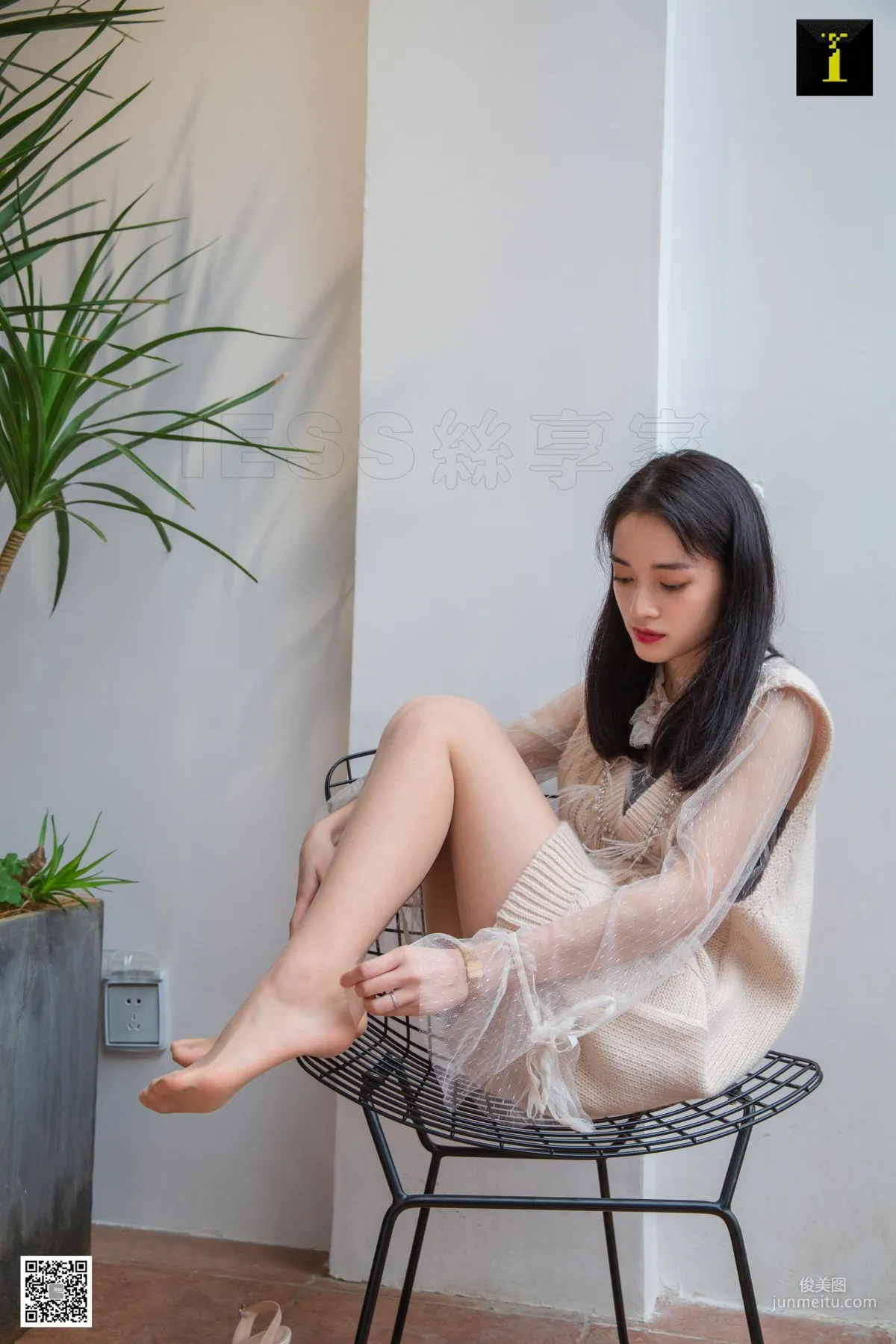 模特姗姗 《素人姗姗的雪白肌》 [異思趣向IESS] 寫真集 16