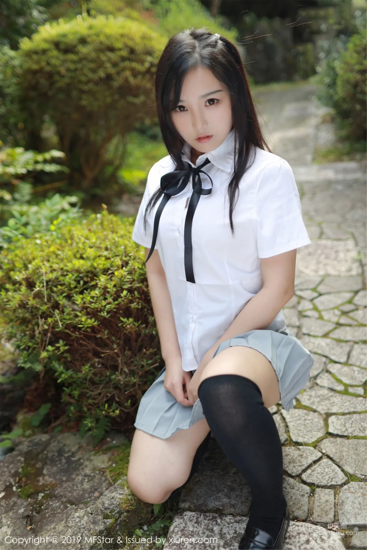徐微微mia《陽光下的清純校花》 [模範學院MFStar] Vol.193 寫真集 7