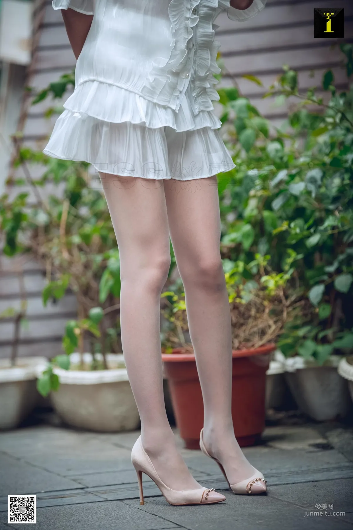 模特樂樂 《小豬佩奇我配你》 [異思趣向IESS] 街拍寫真集 41