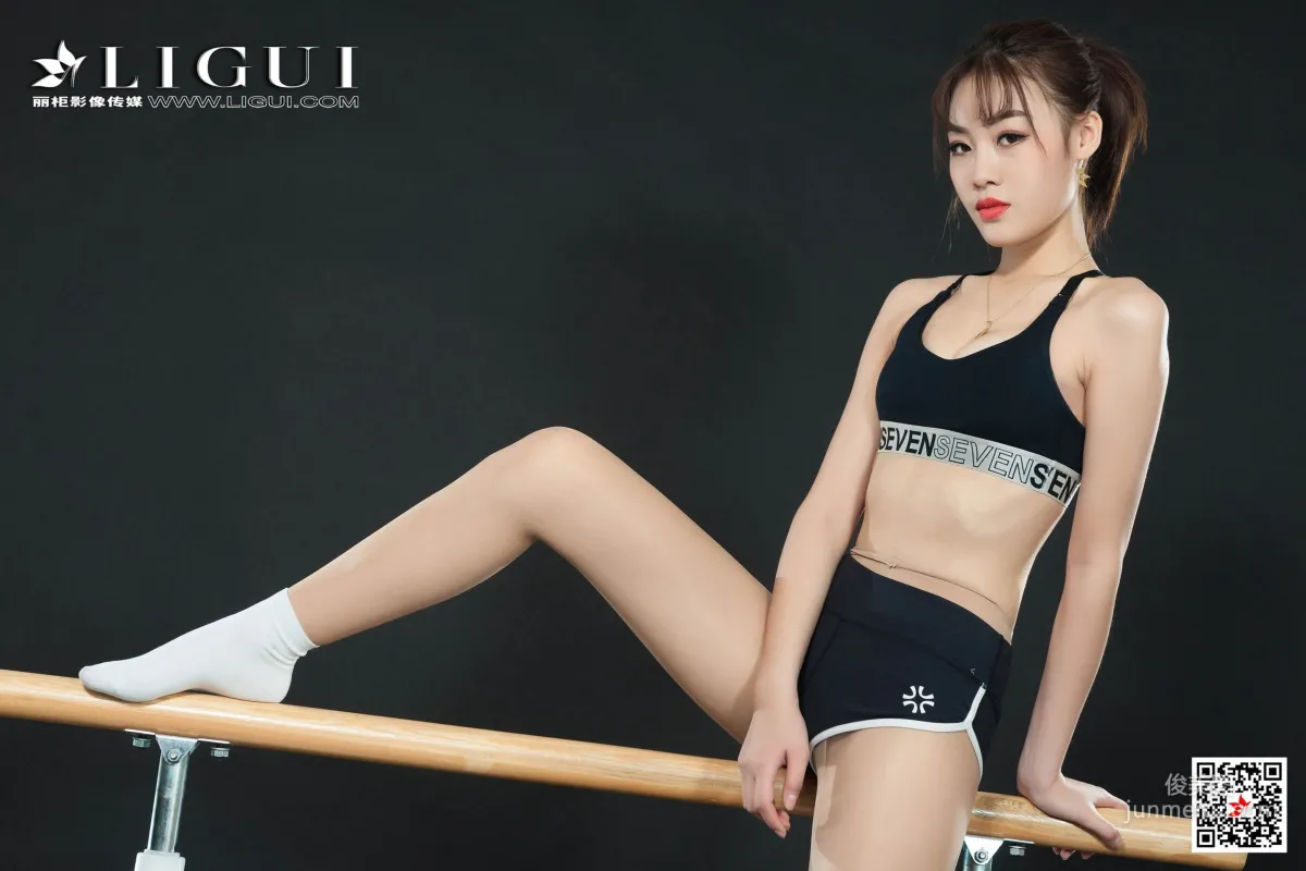 腿模Xilly《健身丝足》 [丽柜Ligui] 写真集38