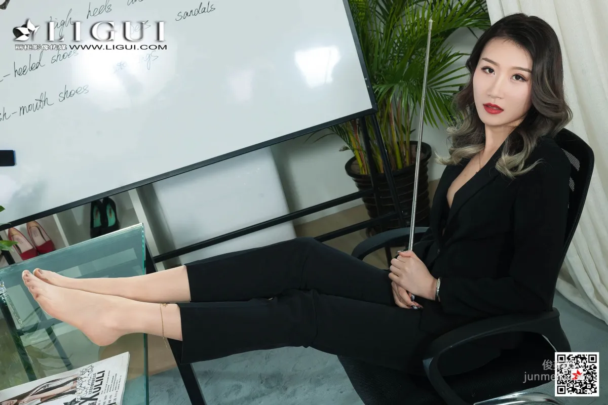 腿模汀汀《緊身褲美腿美腳》 [麗櫃Ligui] 寫真集 40