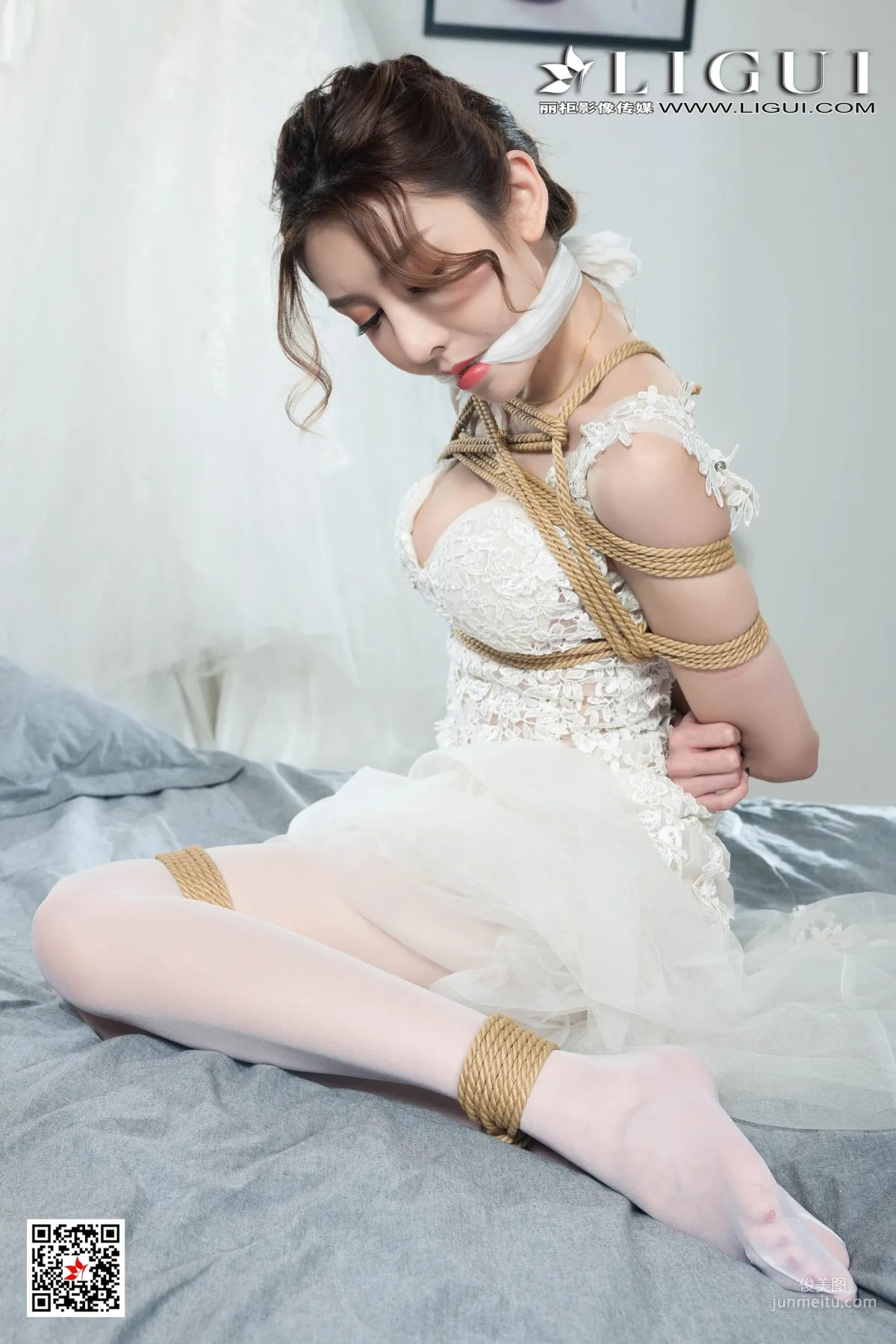 腿模兔子《婚紗白絲捆綁繩藝》 [麗櫃美束Ligui] 寫真集 19