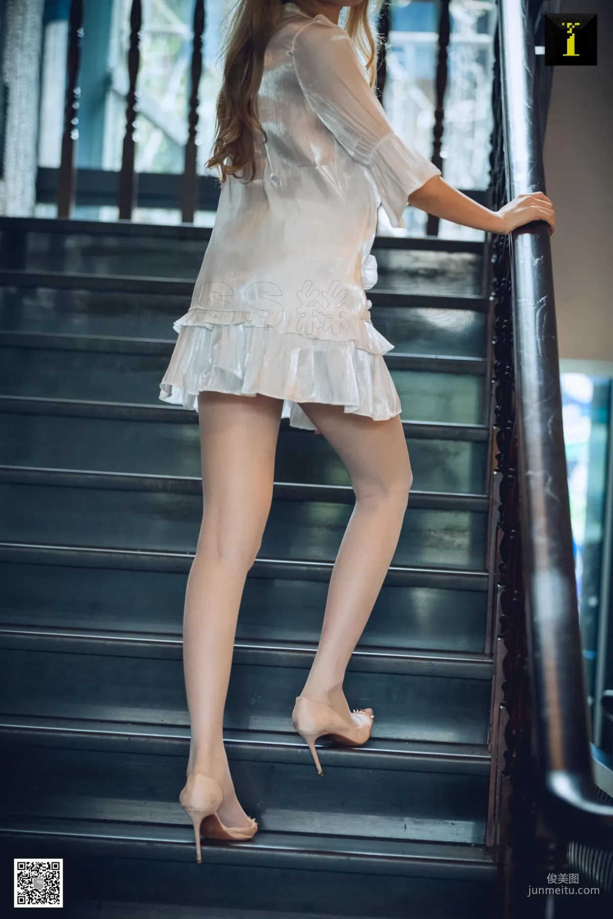 模特樂樂 《小豬佩奇我配你》 [異思趣向IESS] 街拍寫真集 90