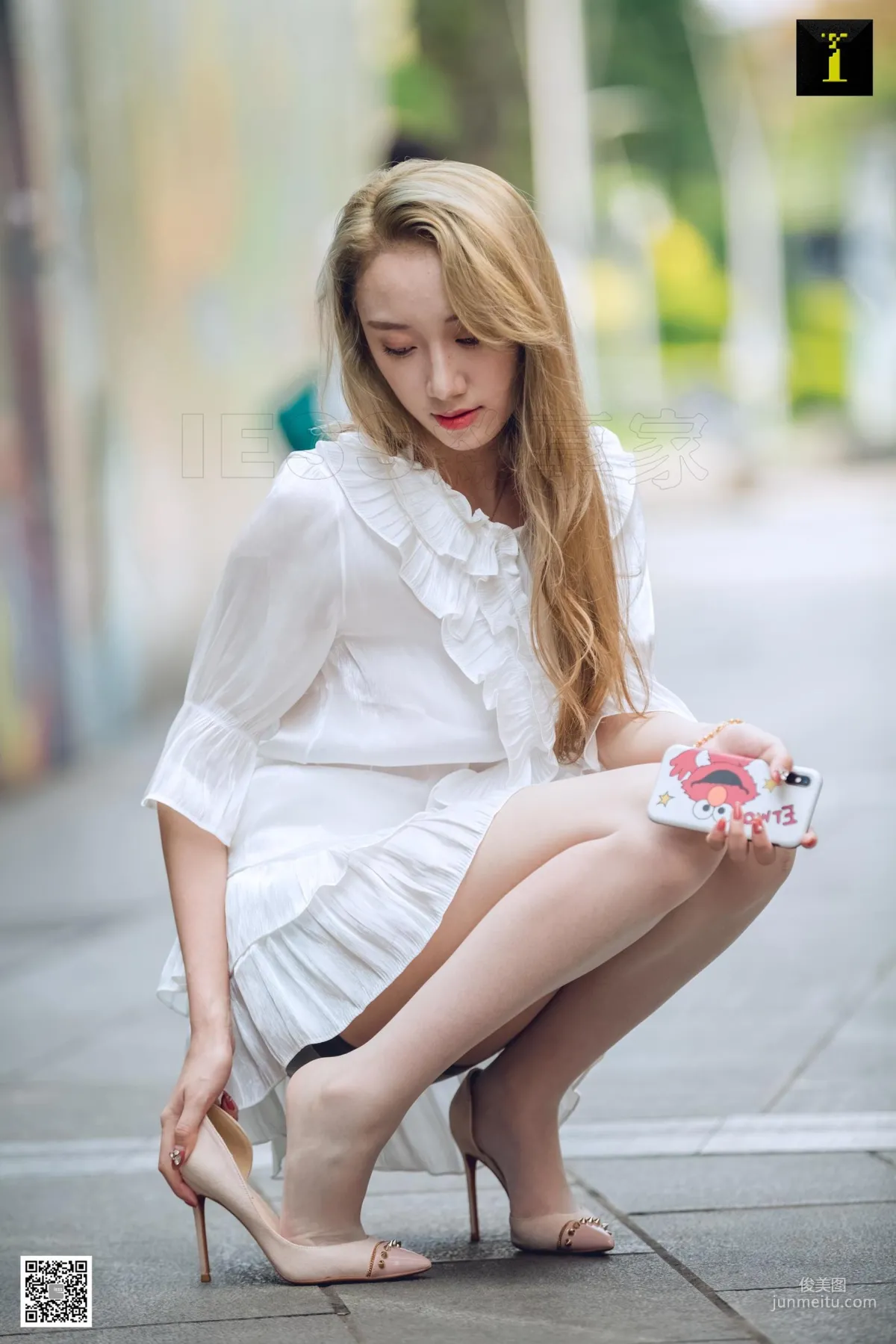 模特樂樂 《小豬佩奇我配你》 [異思趣向IESS] 街拍寫真集 49