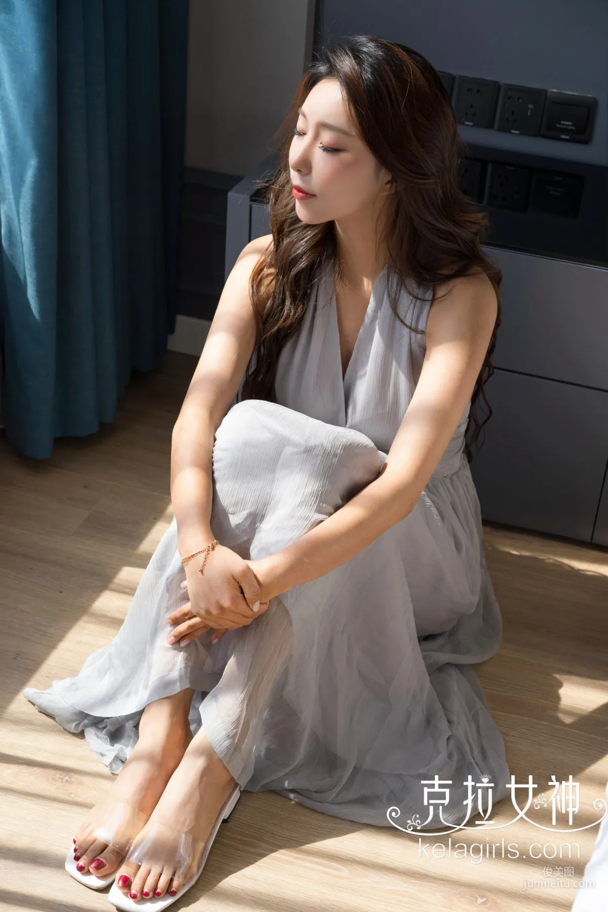 子吟《日暖繡蓮足》 [克拉女神Kelagirls] 寫真集 23