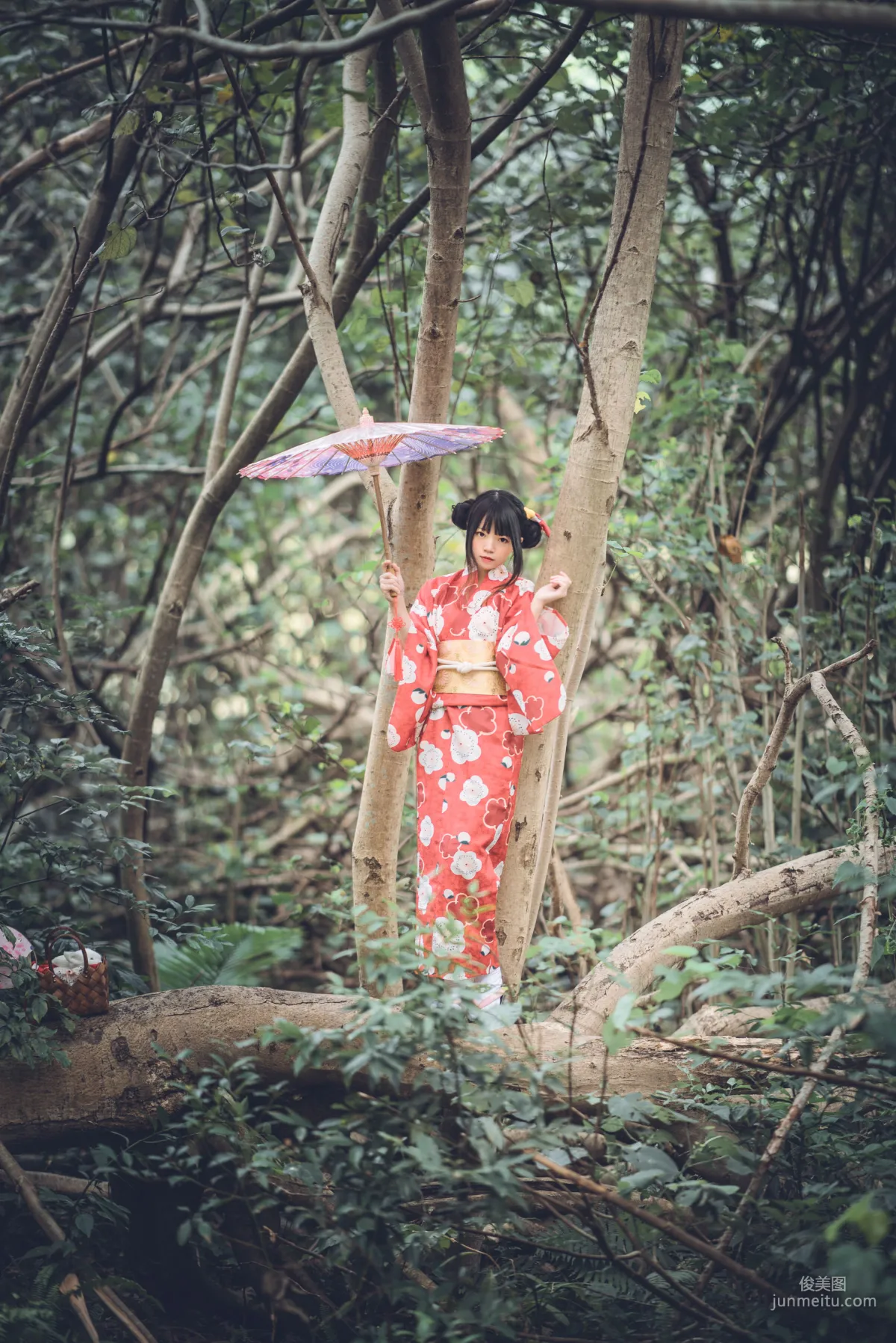 桜桃喵《夏日祭》 [蘿莉COS] 寫真集 28