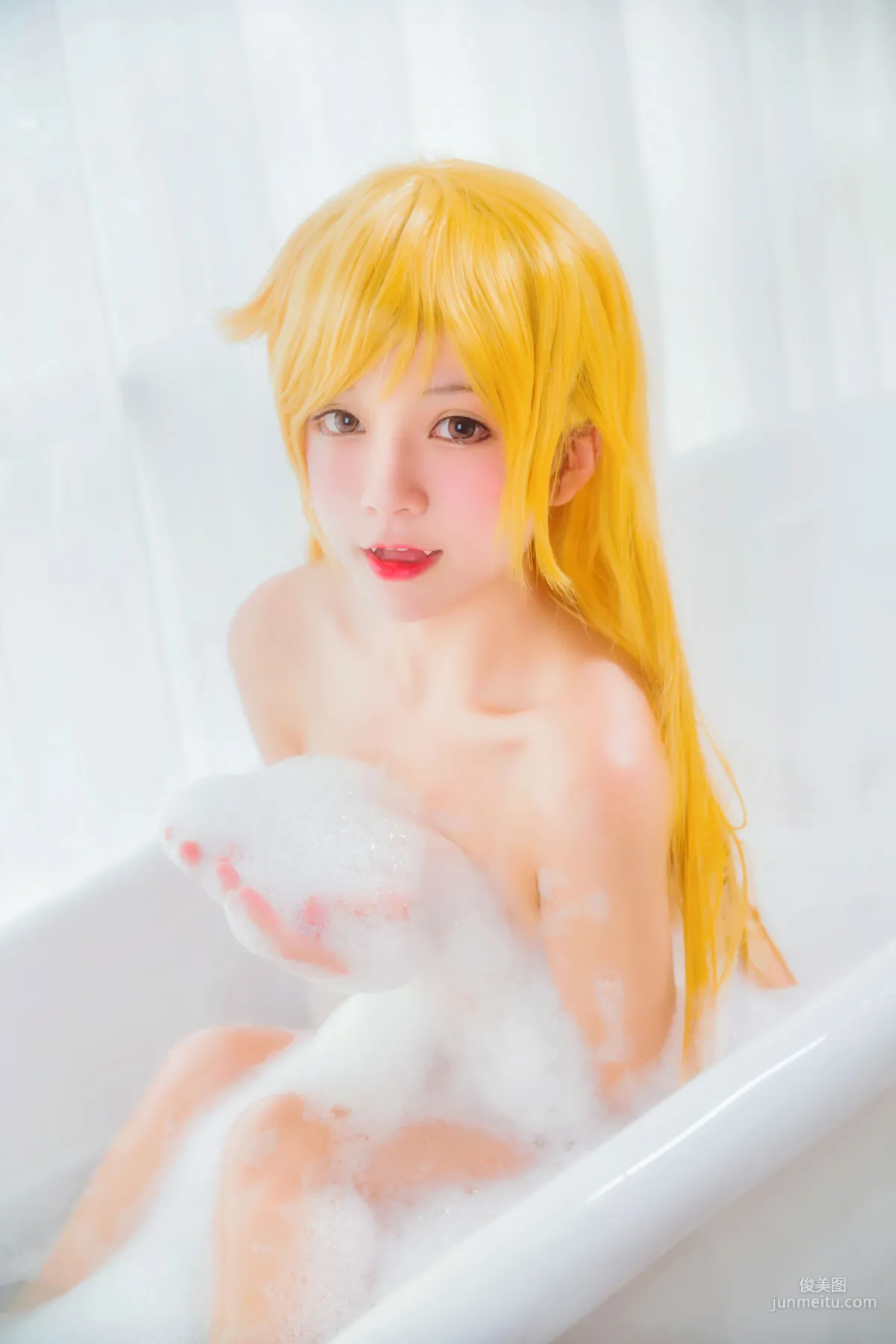 桜桃喵《小忍浴缸》 [萝莉COS] 写真集10