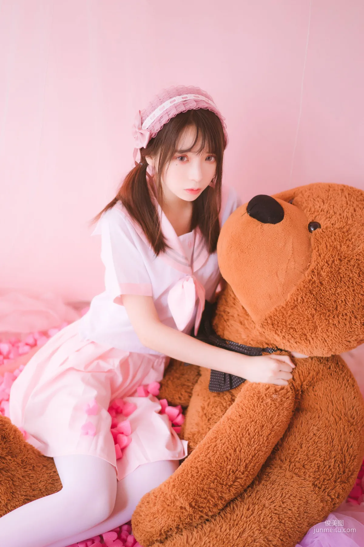 瘋貓ss《絲襪狂想曲(粉)》 [蘿莉COS] 寫真集 15