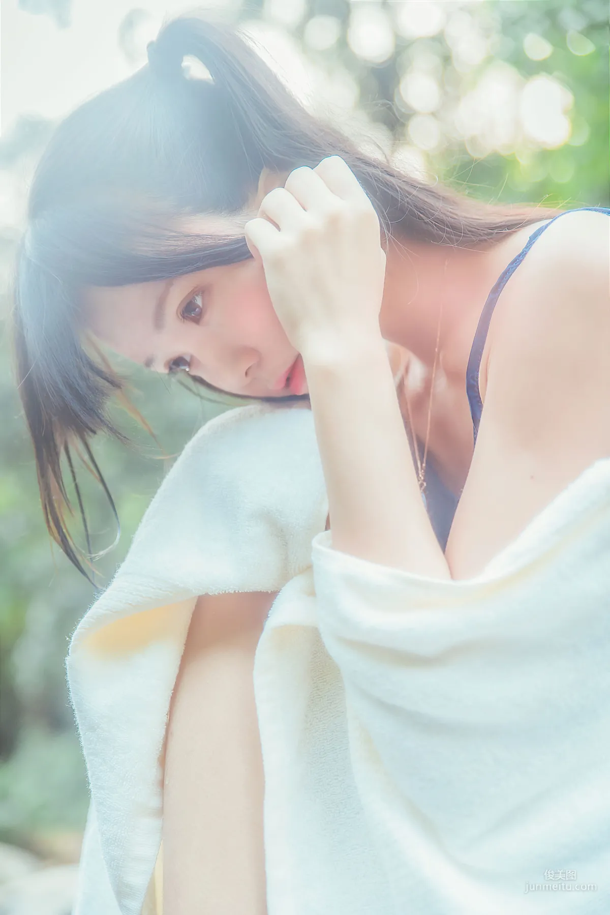 桜桃喵《校服少女COSPLAY濕身系列》 [蘿莉COS] 寫真集 37