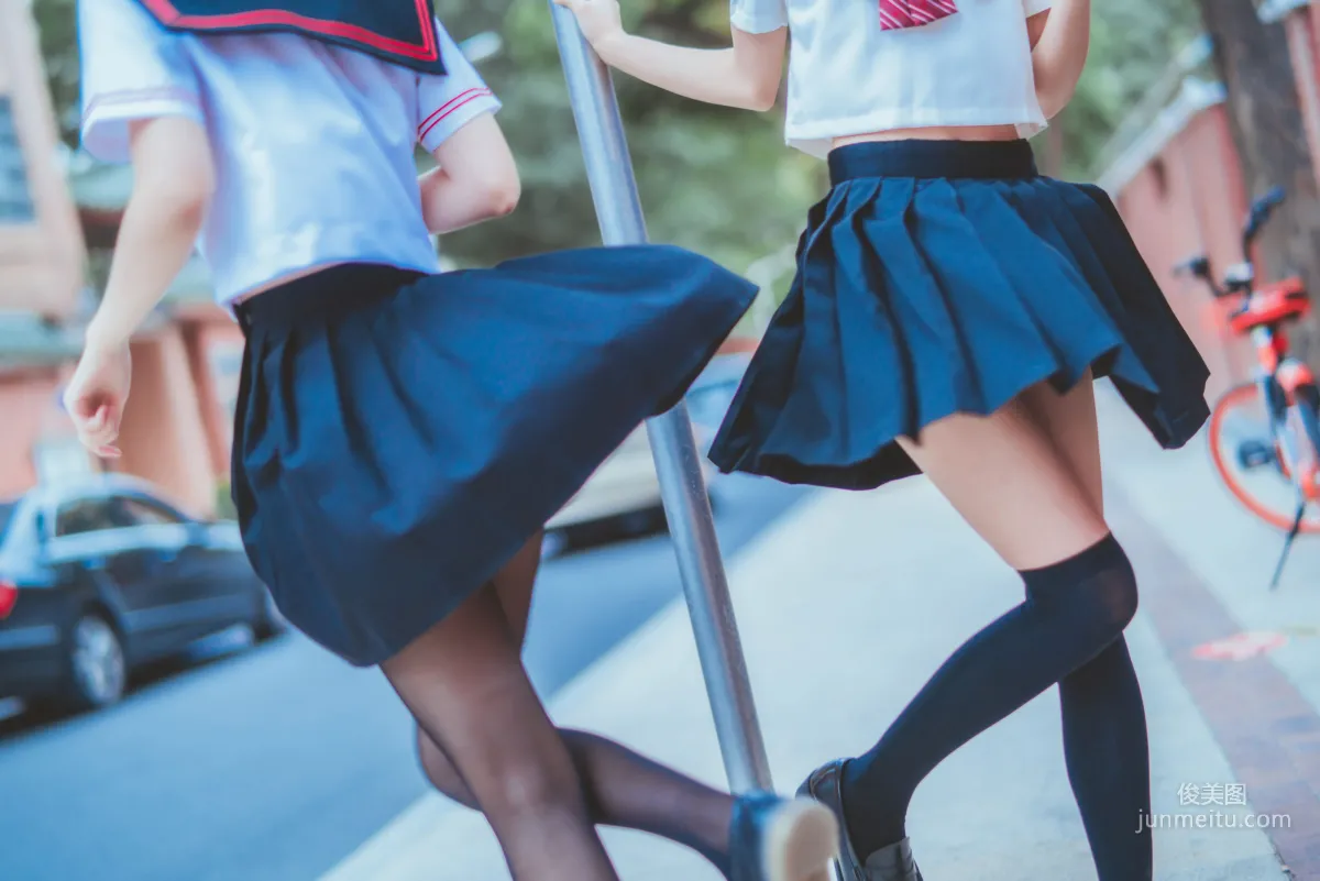 桜桃喵&瘋貓ss 《JK百合2》 [蘿莉COS] 寫真集 28