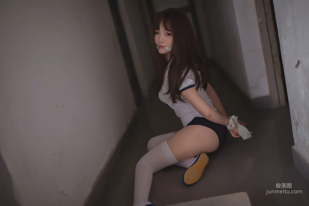 Yoko宅夏《白絲捆綁》 [蘿莉COS] 寫真集 11