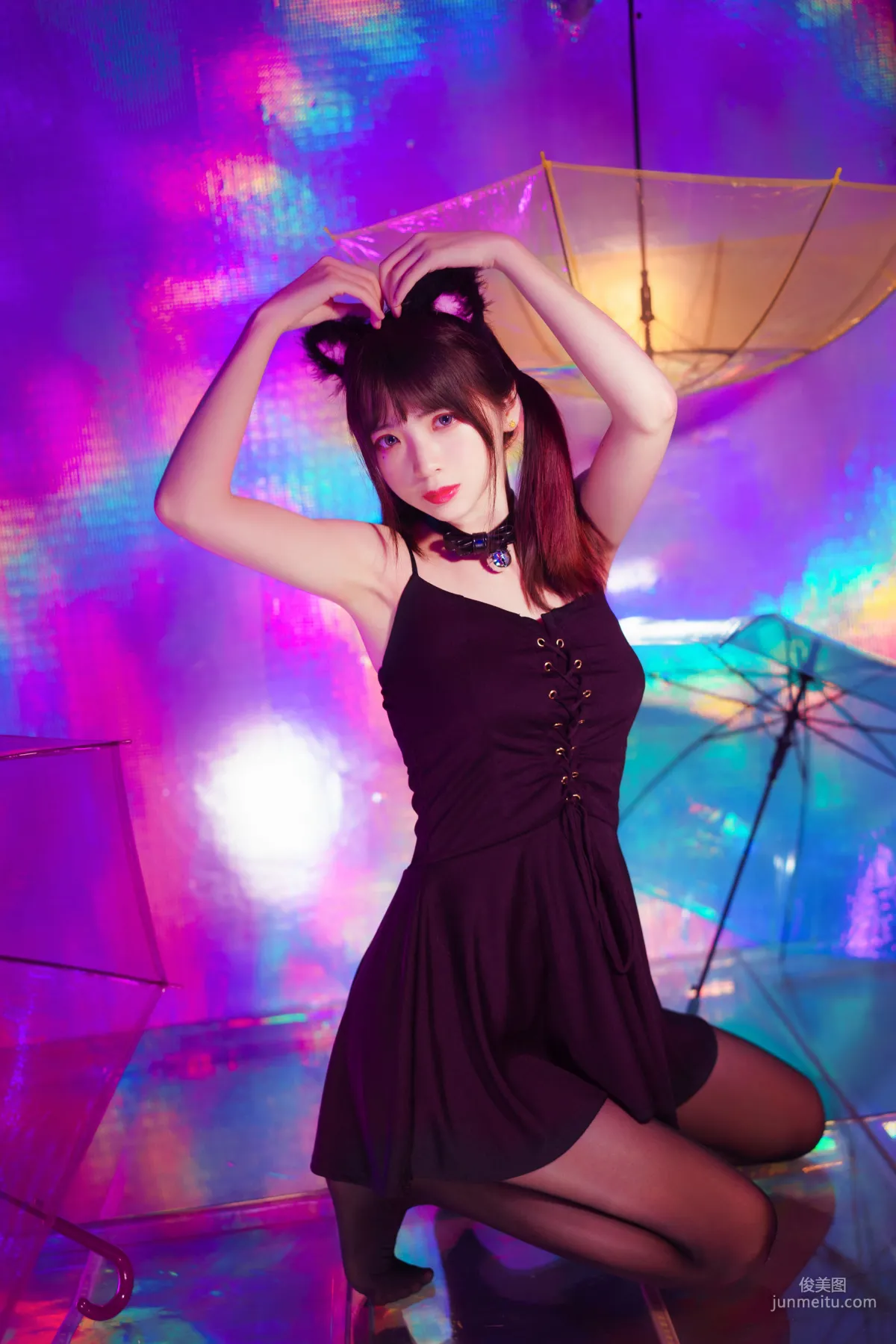 瘋貓ss《絲襪狂想曲(光)》 [蘿莉COS] 寫真集 19