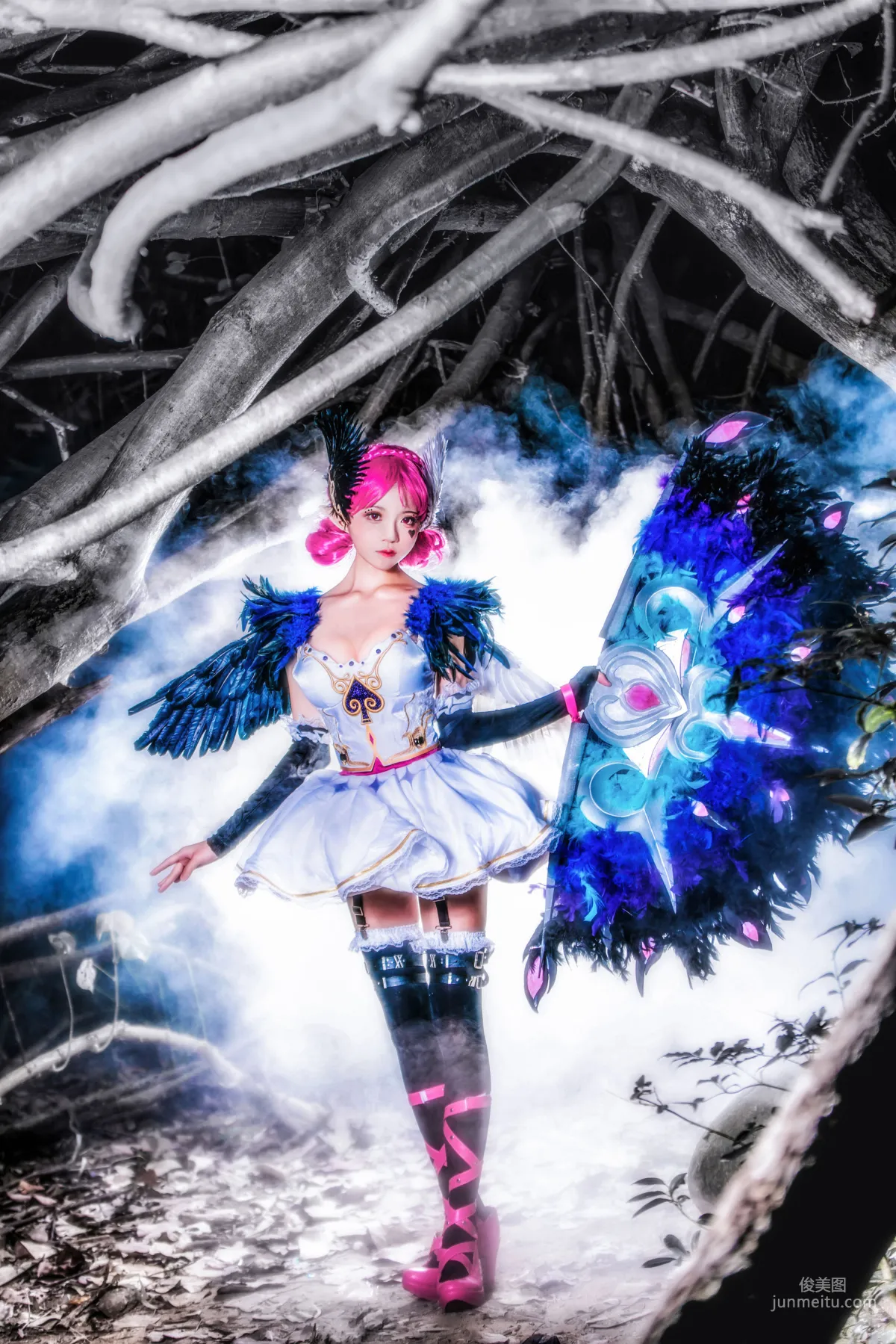 桜桃喵《天鵝之夢》 [蘿莉COS] 寫真集 11