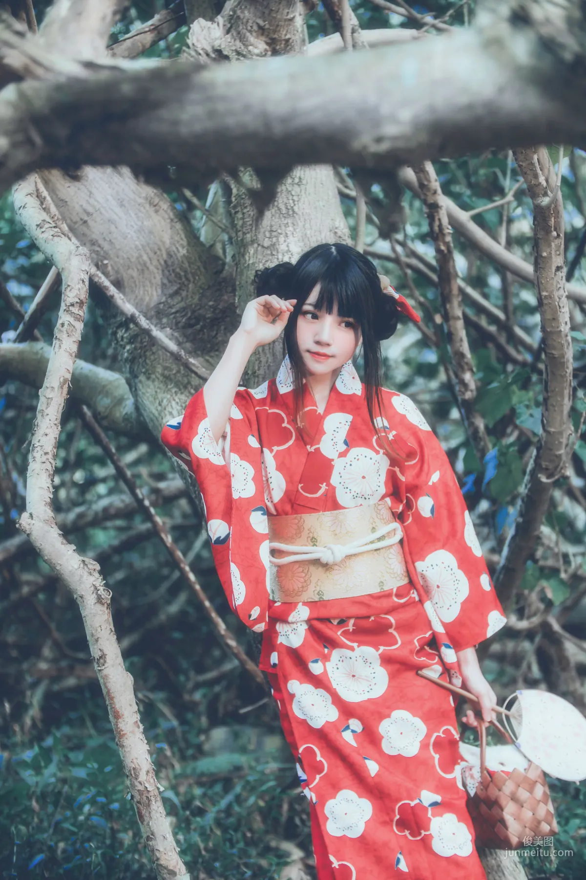 桜桃喵《夏日祭》 [蘿莉COS] 寫真集 54