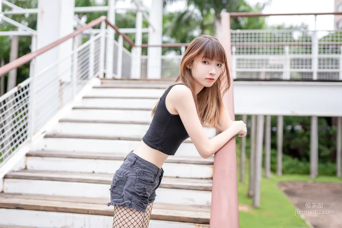 [风之领域] NO.094 超短牛仔短裤黑网袜 写真集34