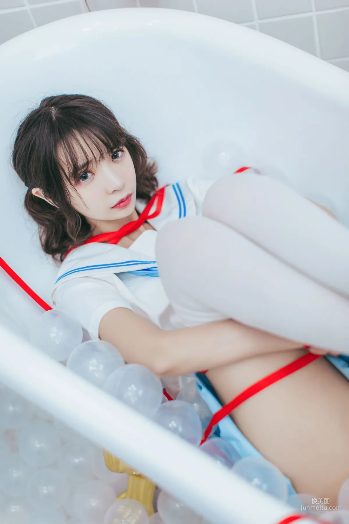 瘋貓ss《睡衣與浴室的水手服》 [蘿莉COS] 寫真集 35