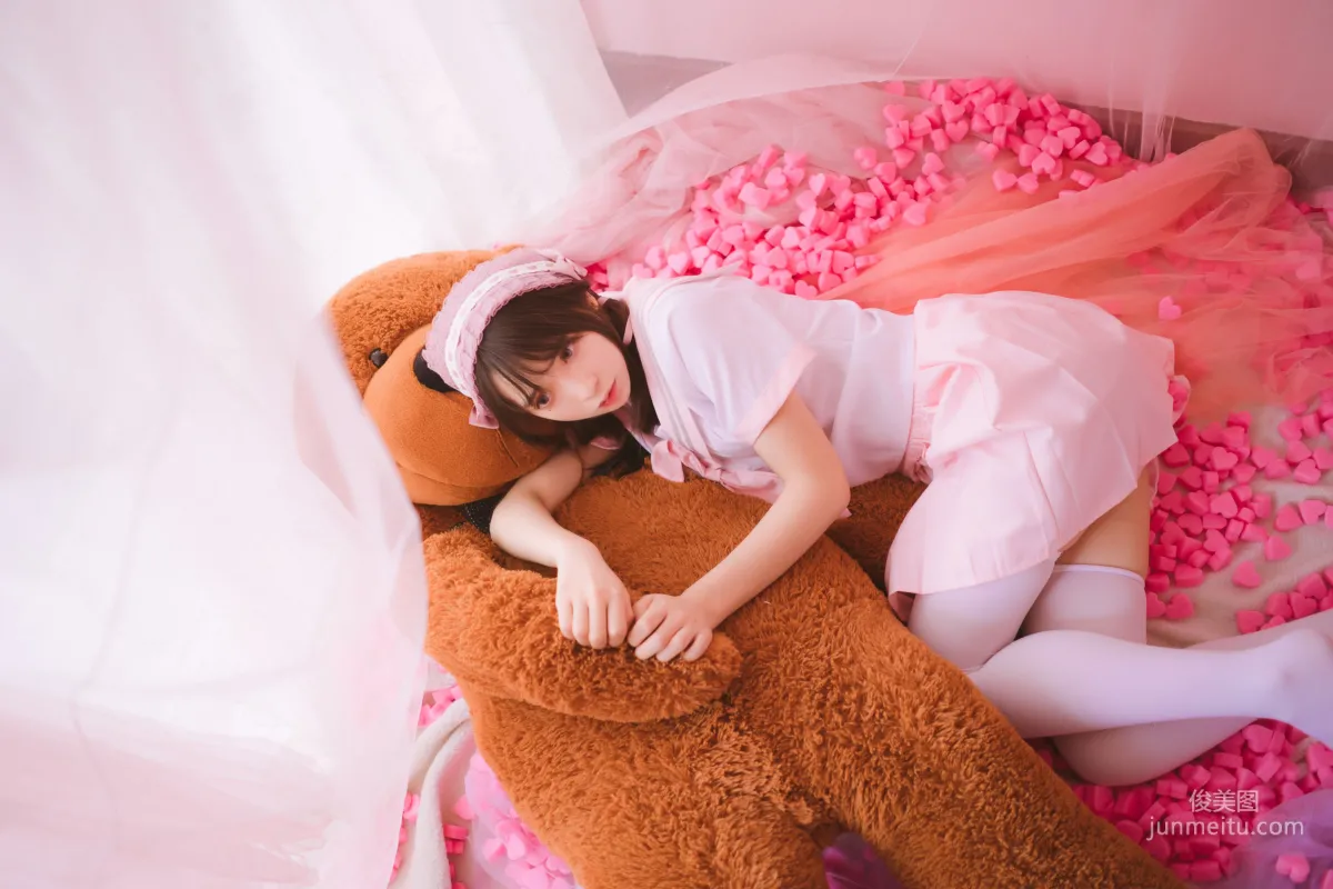 瘋貓ss《絲襪狂想曲(粉)》 [蘿莉COS] 寫真集 17