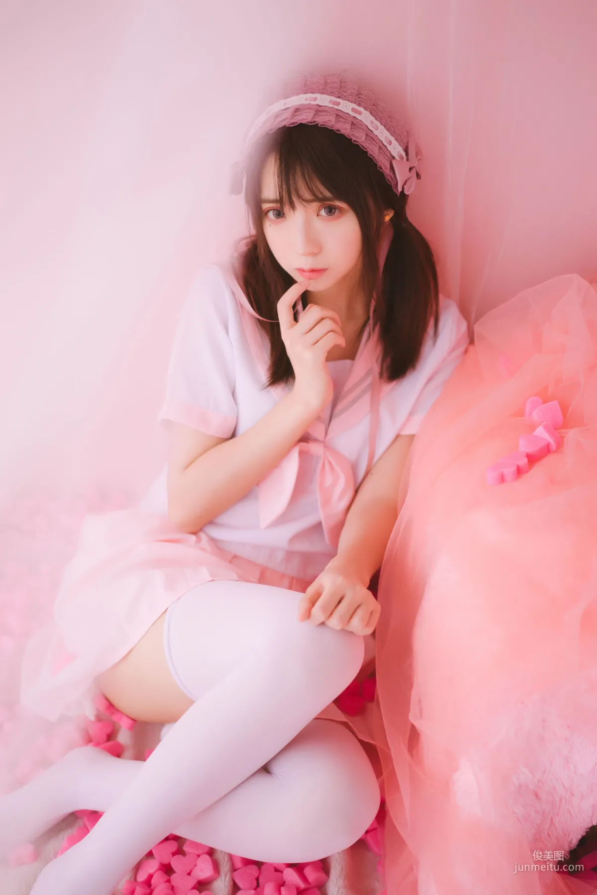 瘋貓ss《絲襪狂想曲(粉)》 [蘿莉COS] 寫真集 25
