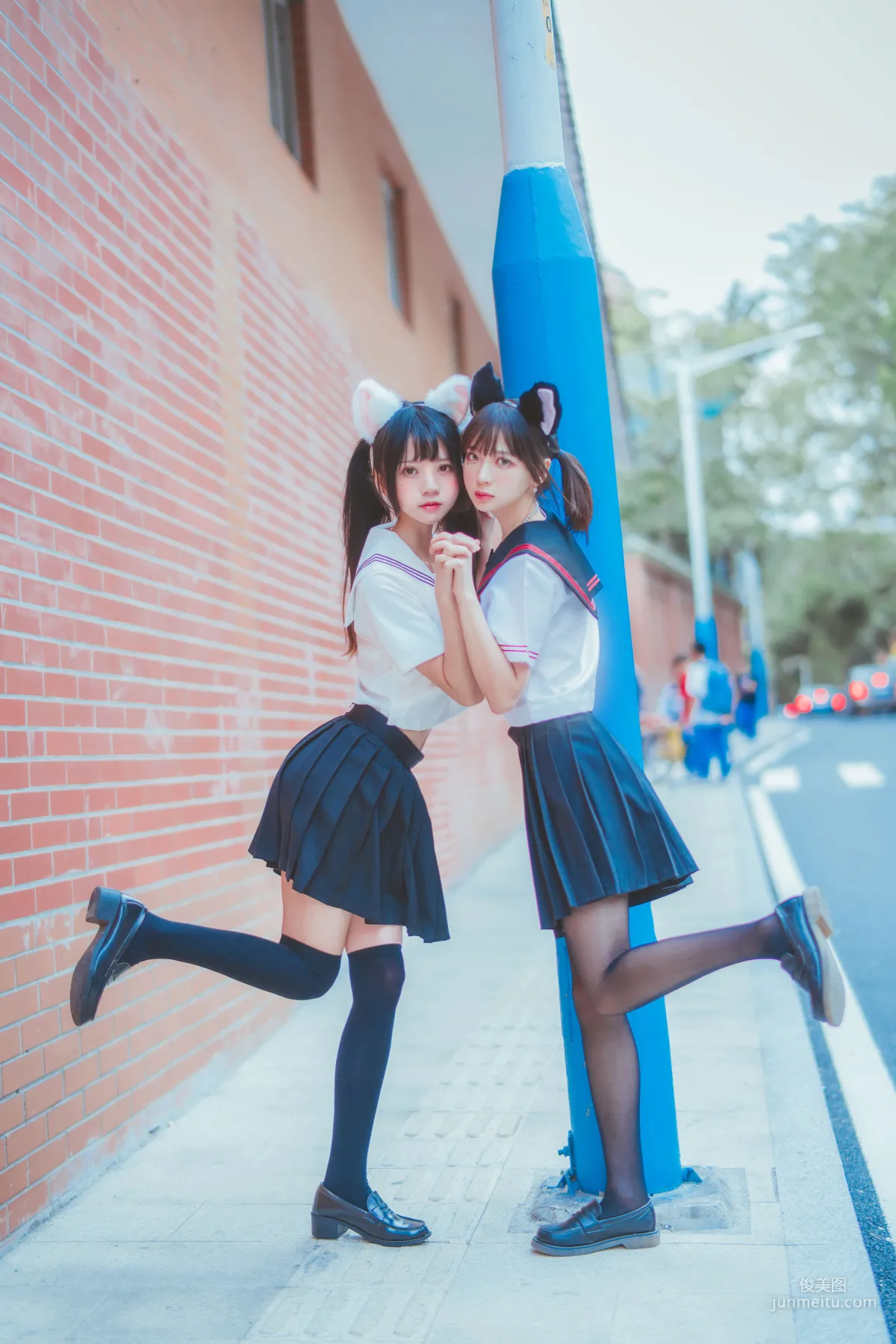 桜桃喵&瘋貓ss 《JK百合2》 [蘿莉COS] 寫真集 31