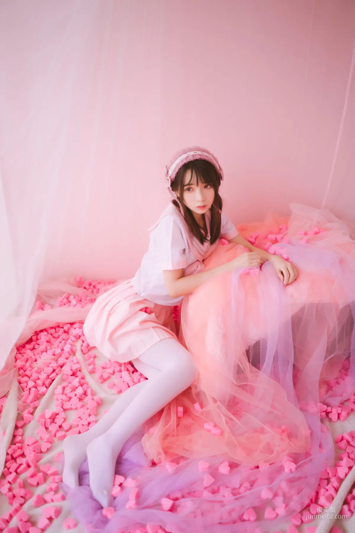 瘋貓ss《絲襪狂想曲(粉)》 [蘿莉COS] 寫真集 18