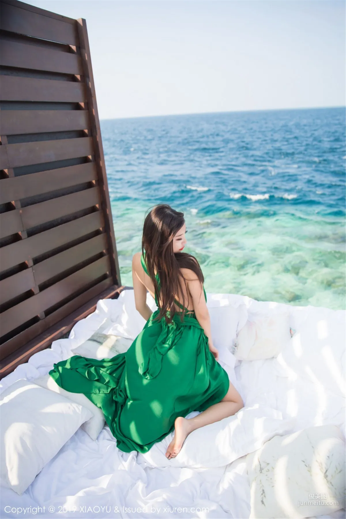 杨晨晨sugar《马尔代夫旅拍泳池》 [语画界XIAOYU] Vol.072 写真集6