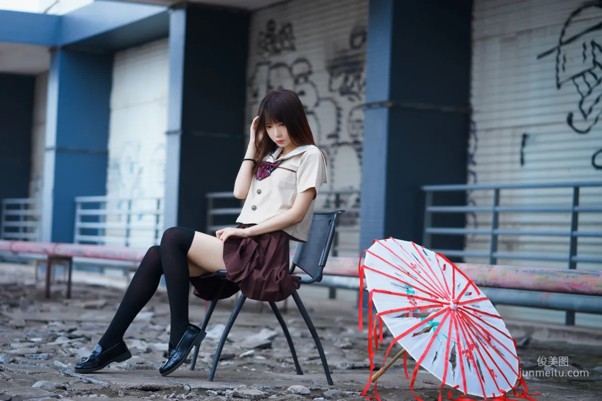 瘋貓ss《絲襪狂想曲(傘)》 [蘿莉COS] 寫真集 1