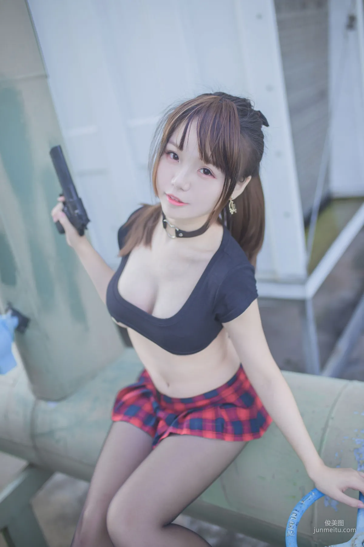 Yoko宅夏《紅色格子》 [蘿莉COS] 寫真集 13