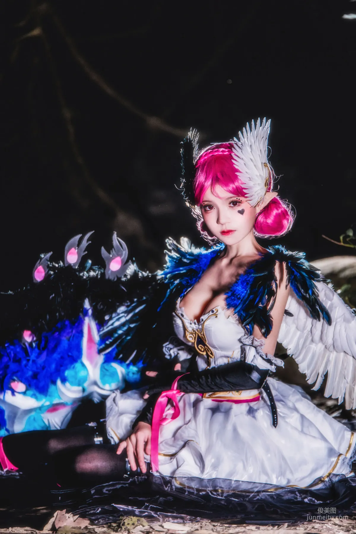 桜桃喵《天鵝之夢》 [蘿莉COS] 寫真集 10
