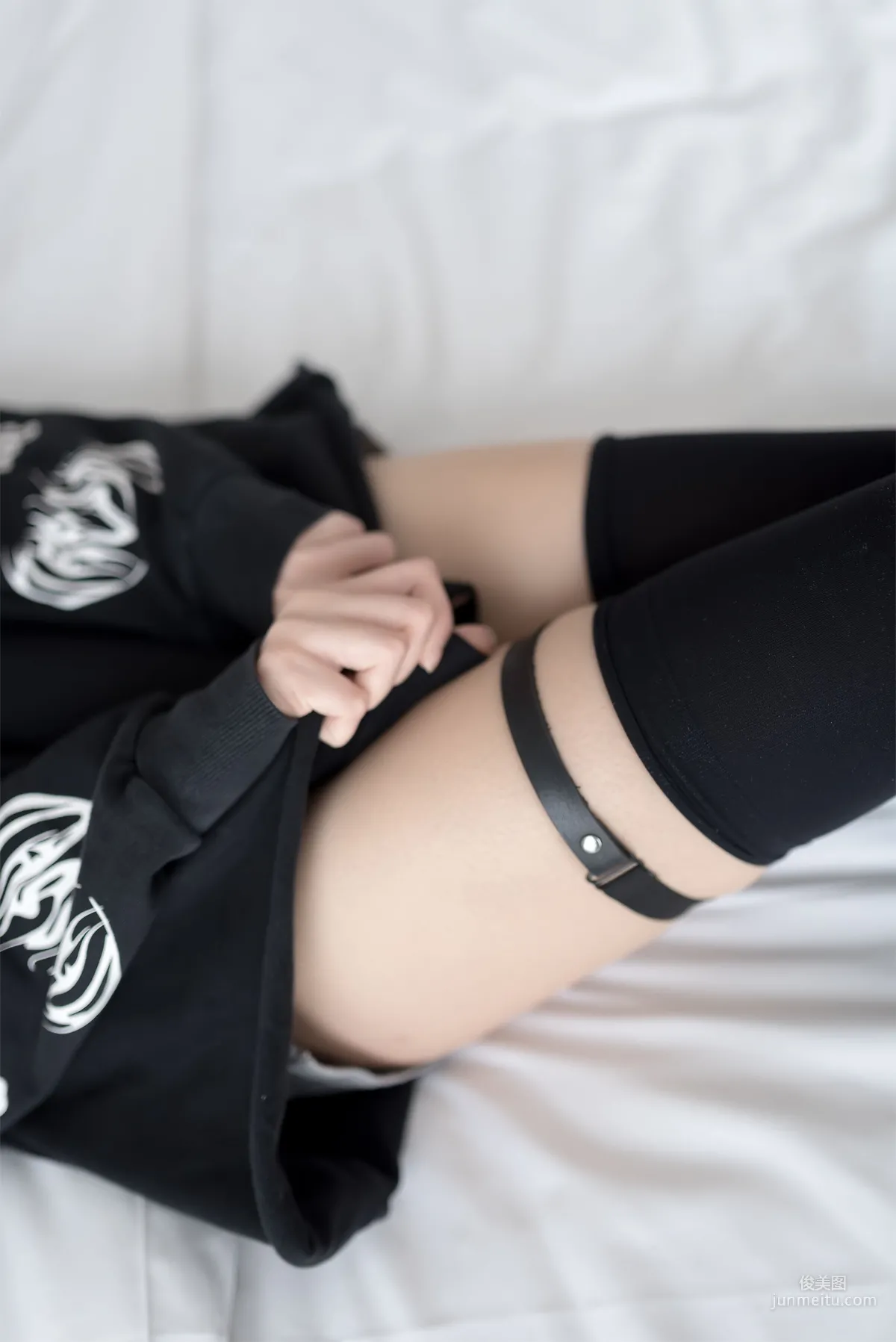 [风之领域] NO.017 金发美女黑色诱惑 写真集37