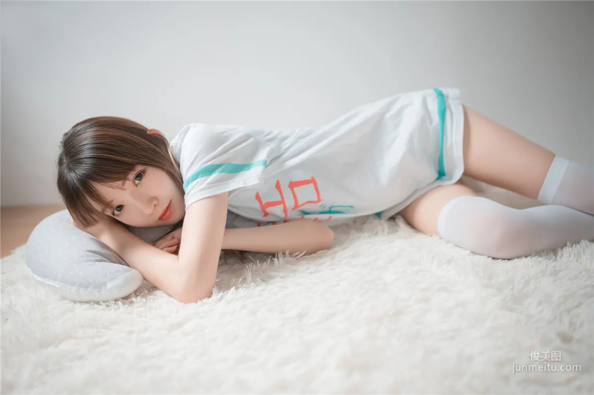 [风之领域] NO.067 白丝长袜绝对领域 写真集4