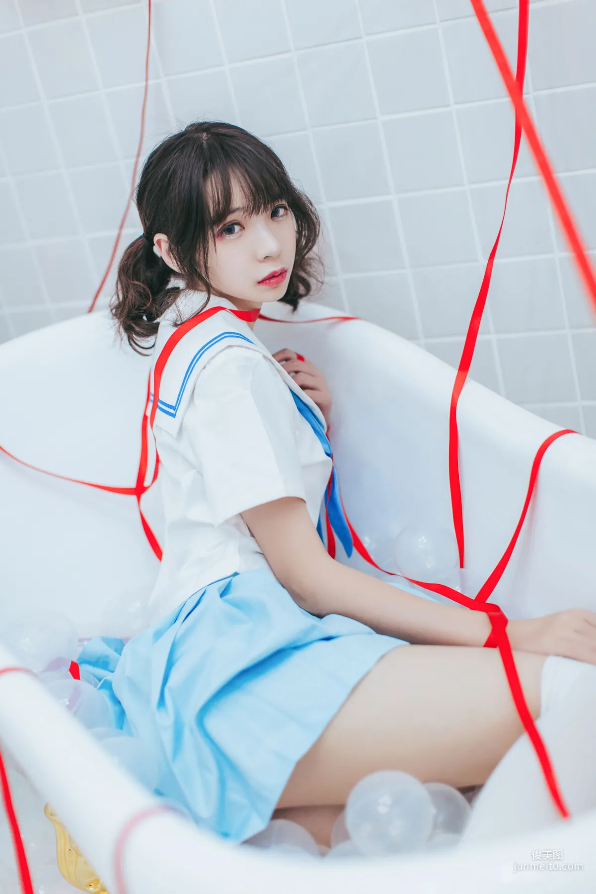 瘋貓ss《睡衣與浴室的水手服》 [蘿莉COS] 寫真集 28