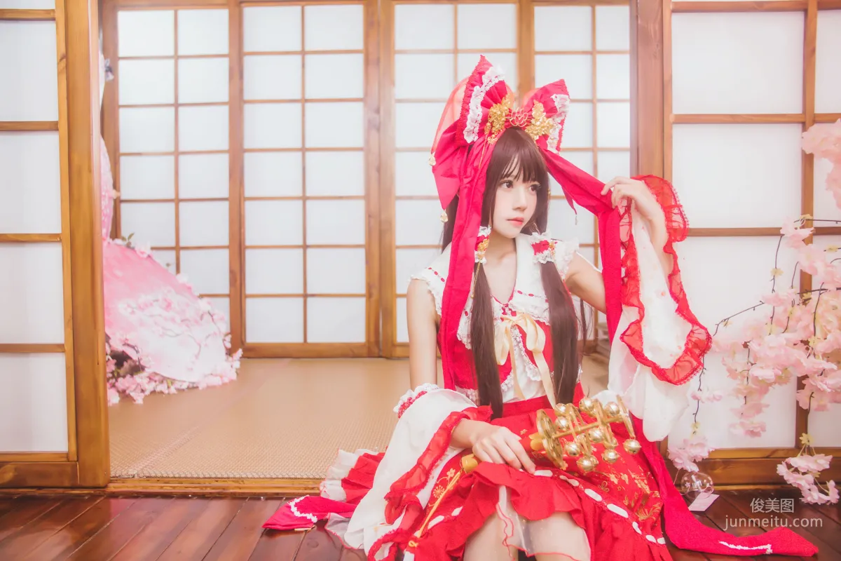 桜桃喵《靈夢 新年快樂》 [蘿莉COS] 寫真集 27