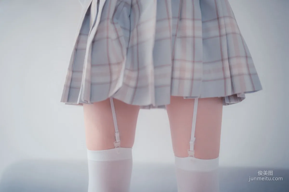[风之领域] NO.065 格子裙吊带白丝 写真集29