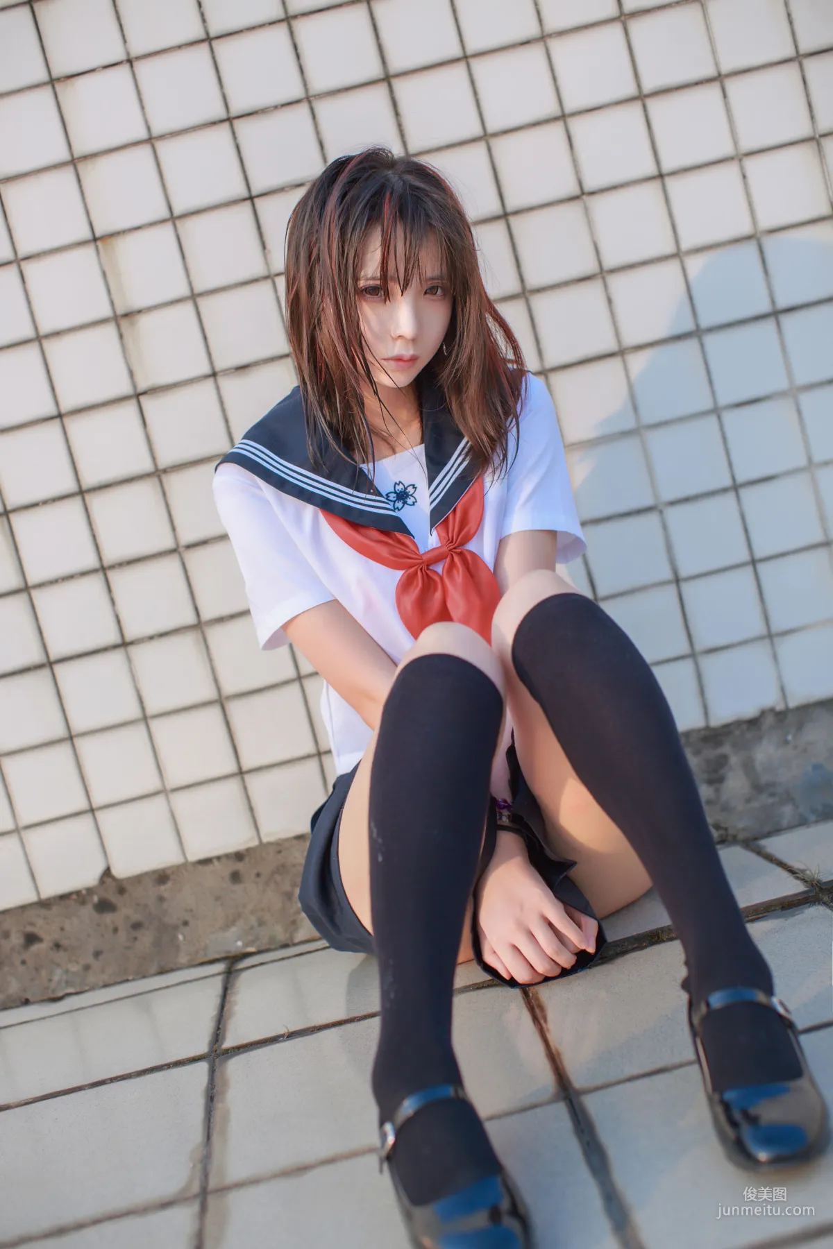 疯猫ss《同桌的水手服》 [萝莉COS] 写真集41