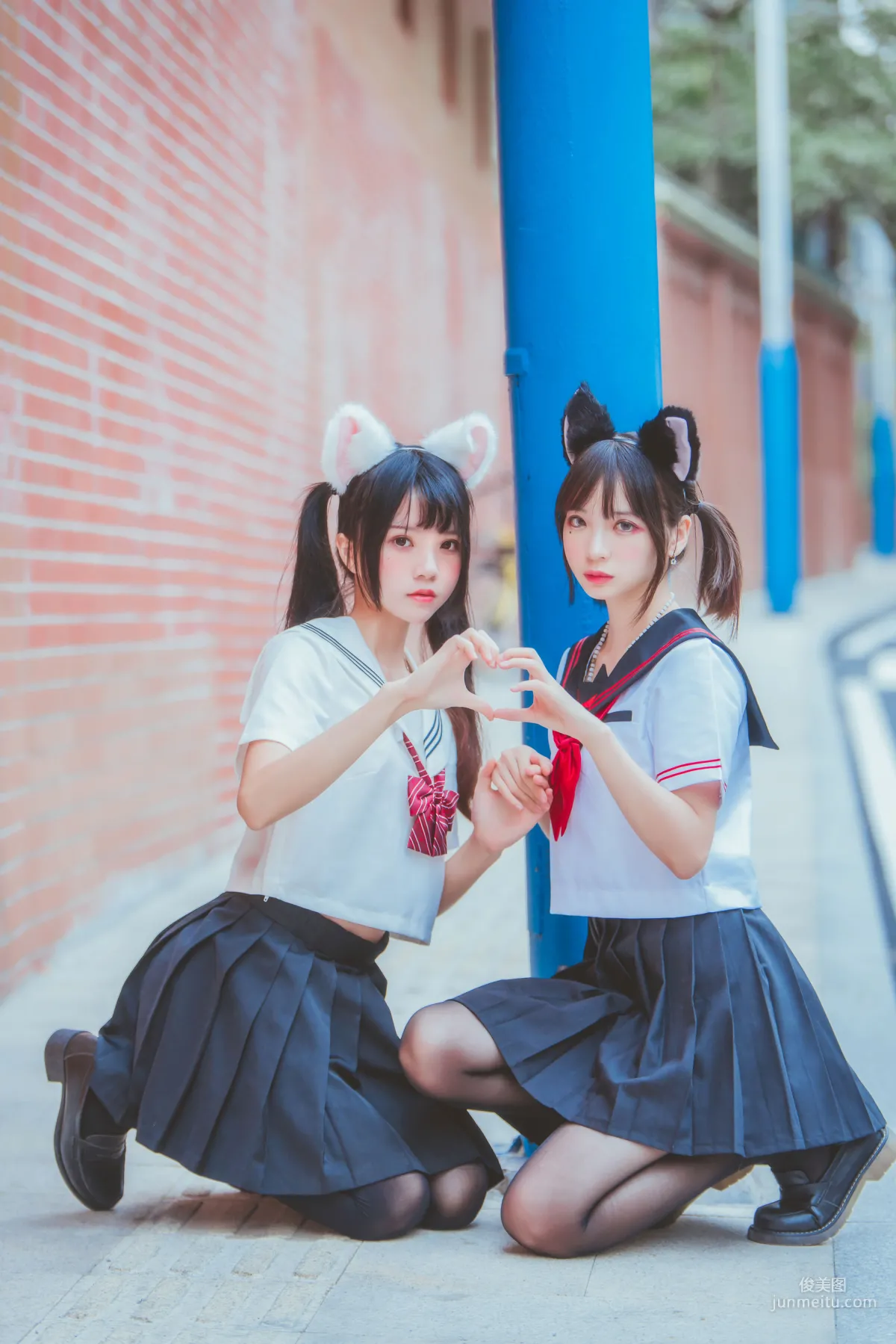 桜桃喵&瘋貓ss 《JK百合2》 [蘿莉COS] 寫真集 8